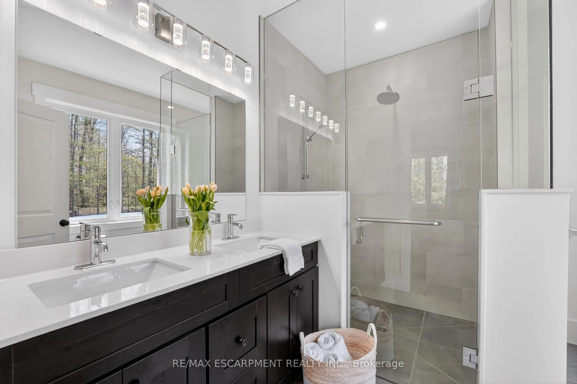 Photo 22 of 815 Tice Road, Pelham, North Pelham — HOMEH