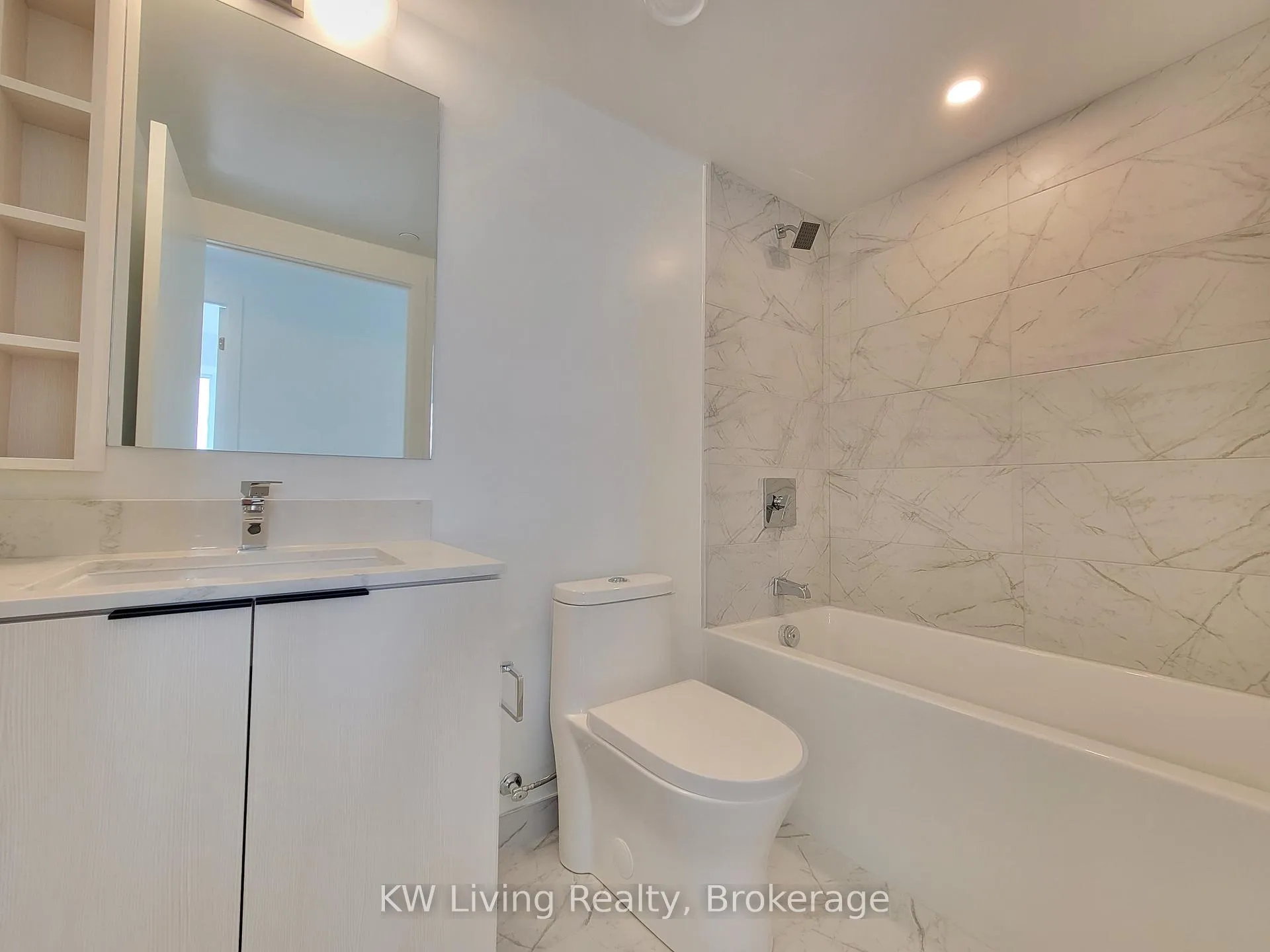 Photo 4 of Unit 3617, 82 Dalhousie Street, Toronto, Church-Yonge Corridor — HOMEH