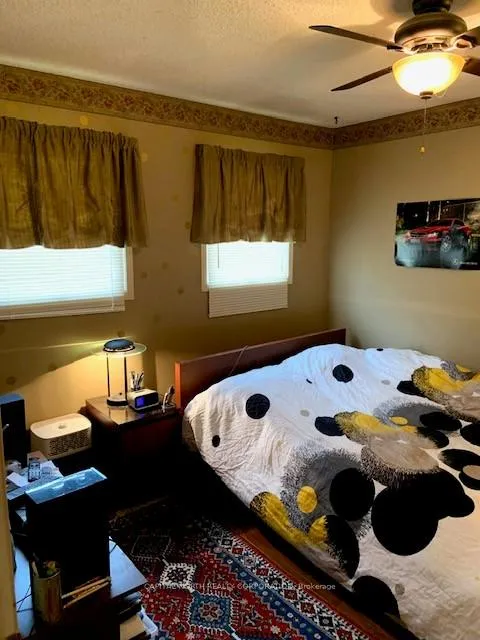 Photo 11 of 39 Timpson Drive, Aurora, Aurora Highlands — HOMEH