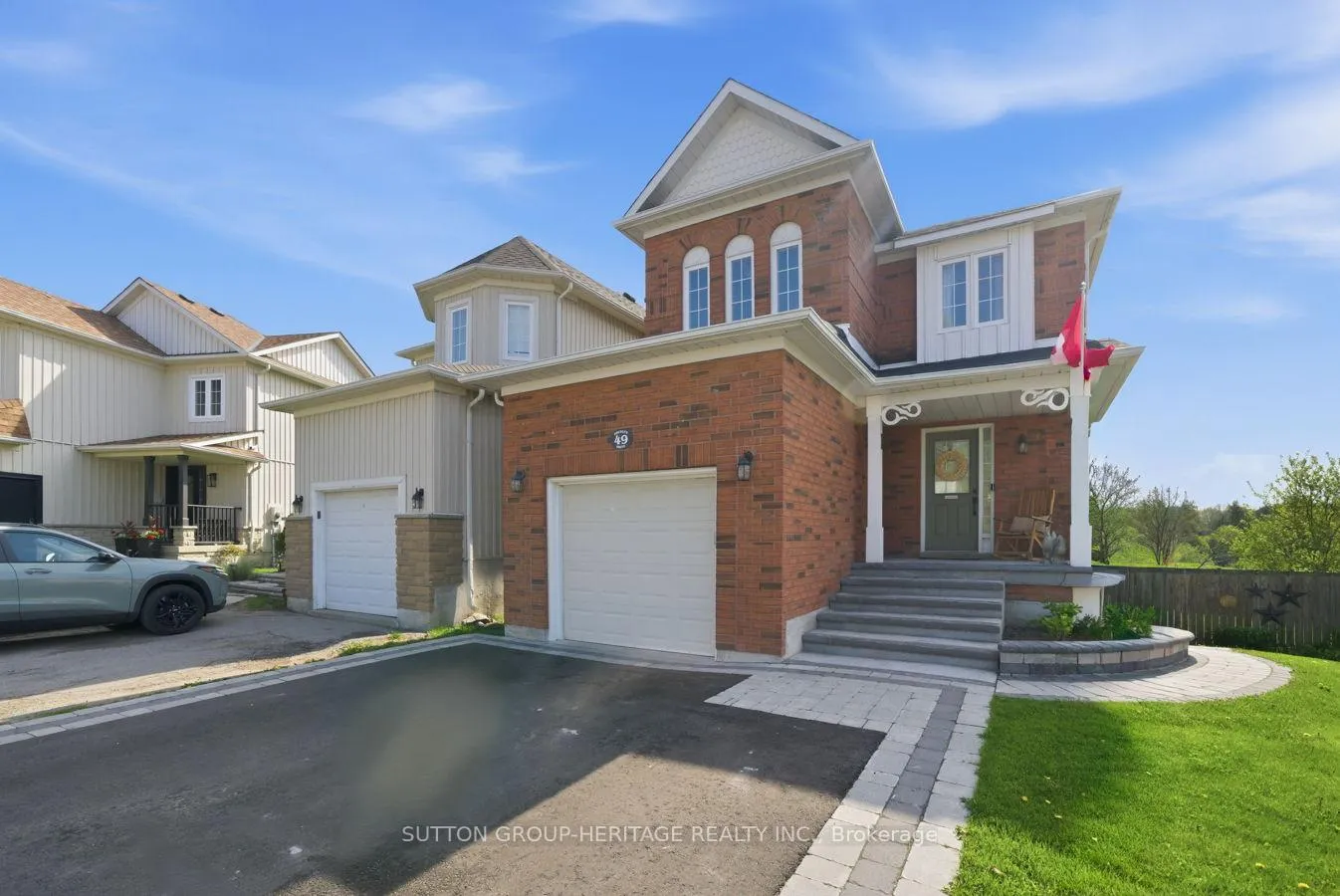 Photo 2 of 49 Bridges Drive, Clarington, Newcastle — HOMEH
