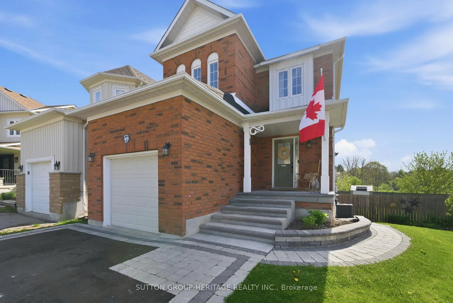 Photo 3 of 49 Bridges Drive, Clarington, Newcastle — HOMEH