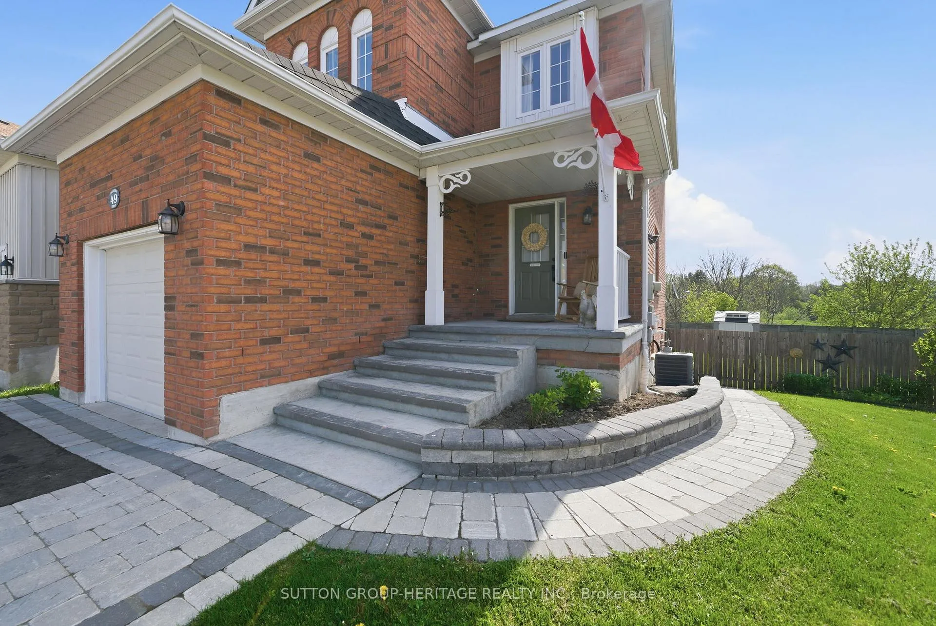 Photo 5 of 49 Bridges Drive, Clarington, Newcastle — HOMEH