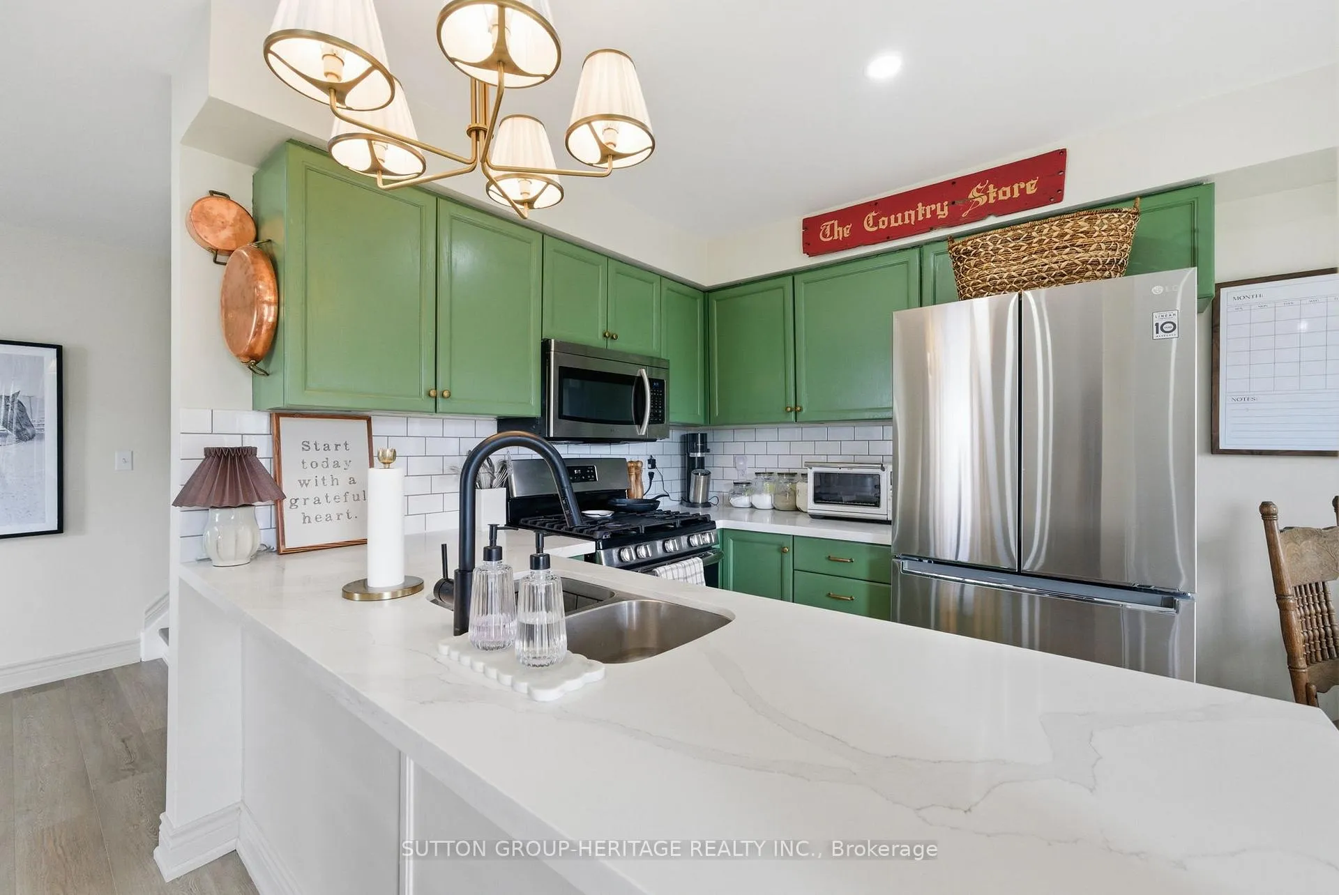 Photo 15 of 49 Bridges Drive, Clarington, Newcastle — HOMEH