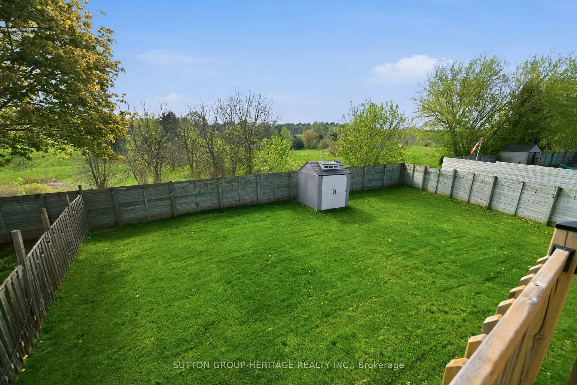 Photo 38 of 49 Bridges Drive, Clarington, Newcastle — HOMEH