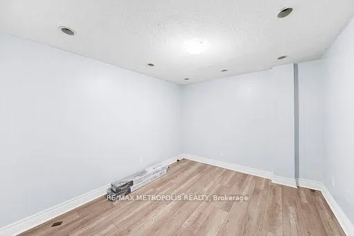 Photo 10 of Unit BSMT, 60 Cranberry Crescent, Brampton, Fletcher's Creek South — HOMEH