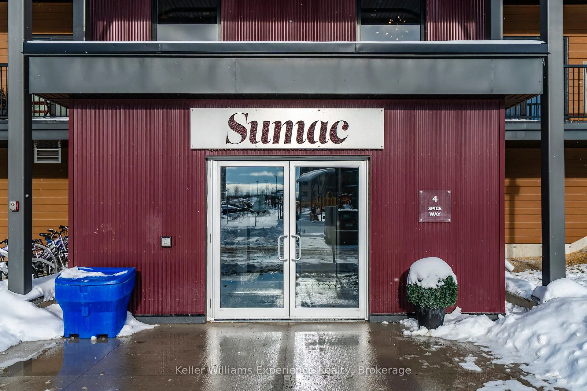 Photo 1 of Unit 216, 4 Spice Way, Barrie, Rural Barrie Southeast — HOMEH