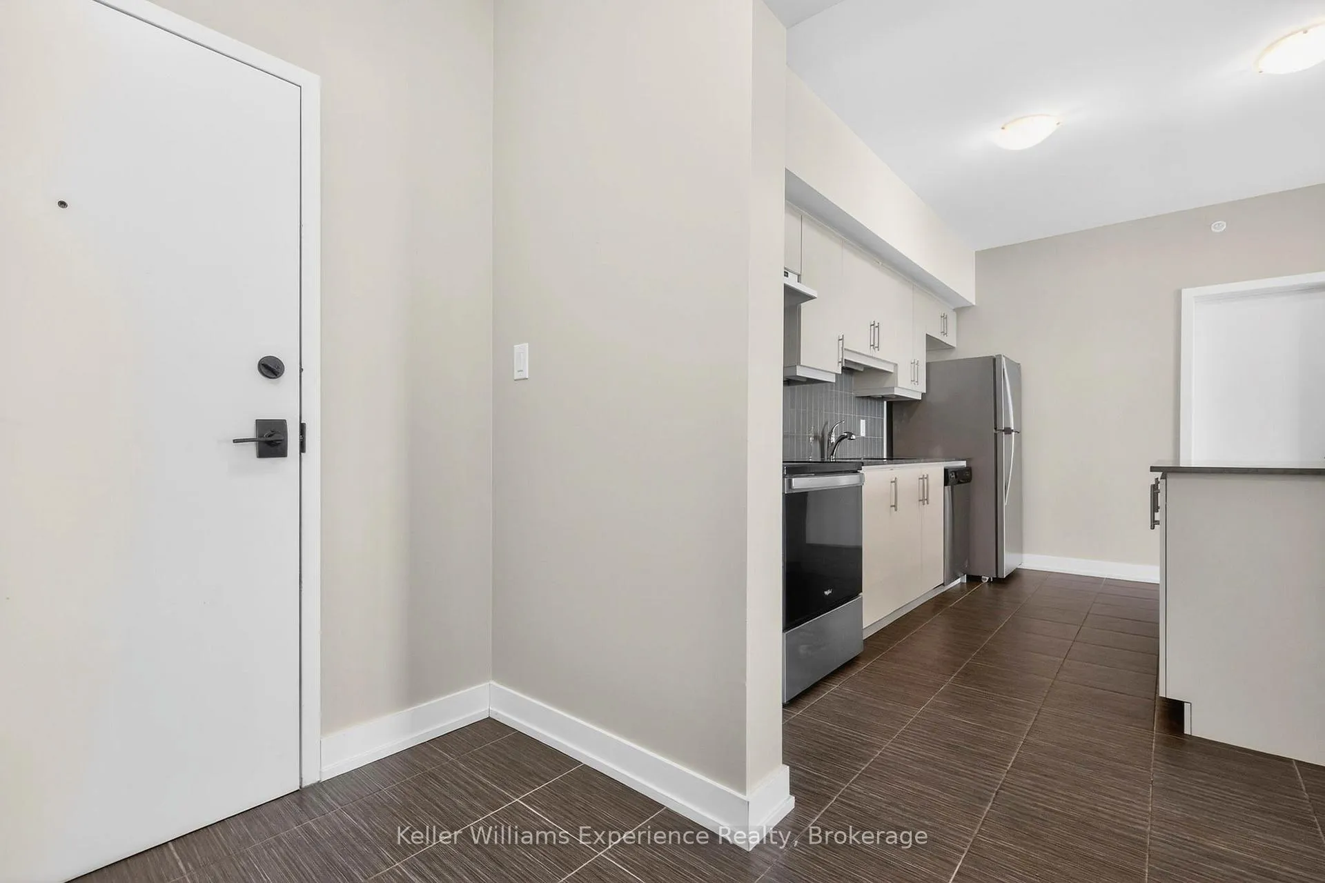 Photo 7 of Unit 216, 4 Spice Way, Barrie, Rural Barrie Southeast — HOMEH