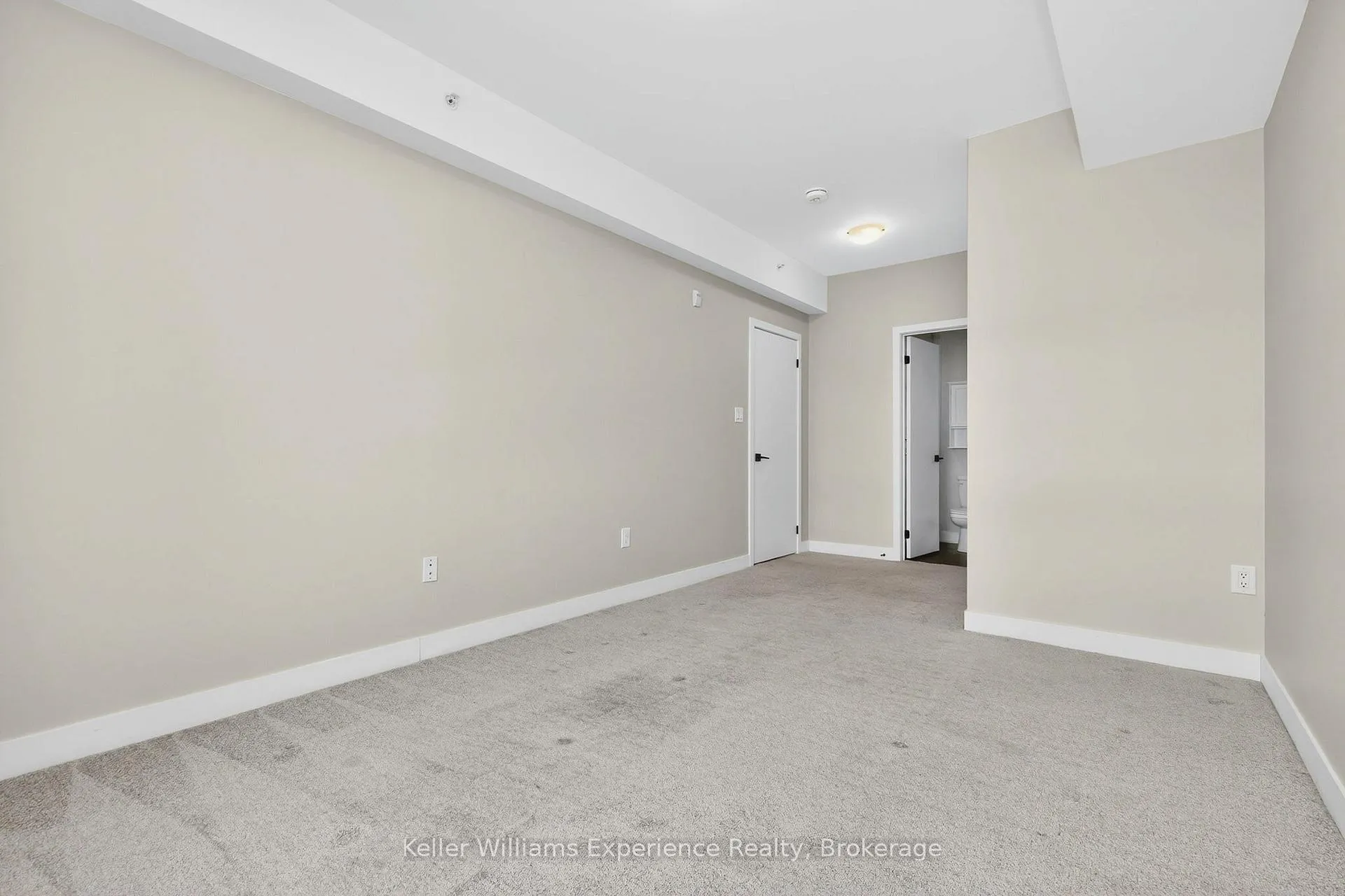 Photo 21 of Unit 216, 4 Spice Way, Barrie, Rural Barrie Southeast — HOMEH