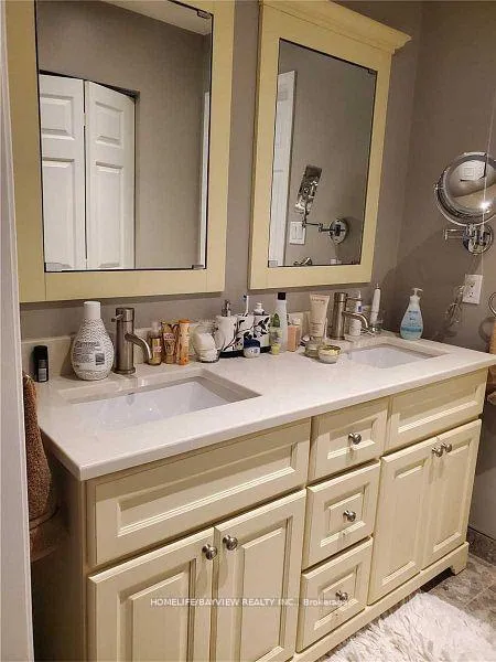 Photo 9 of 84 Huntington Park Drive W, Markham, Thornlea — HOMEH
