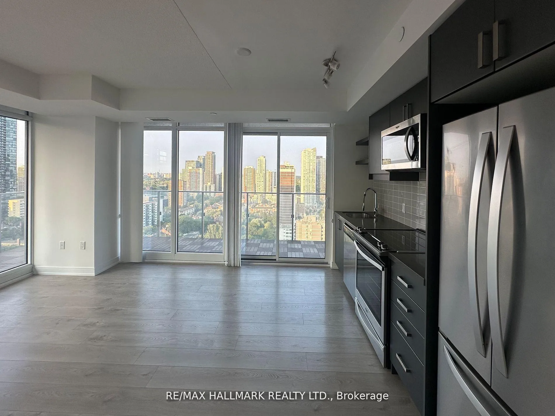 Photo 4 of Unit 2904, 50 Wellesley Street E, Toronto, Church-Yonge Corridor — HOMEH