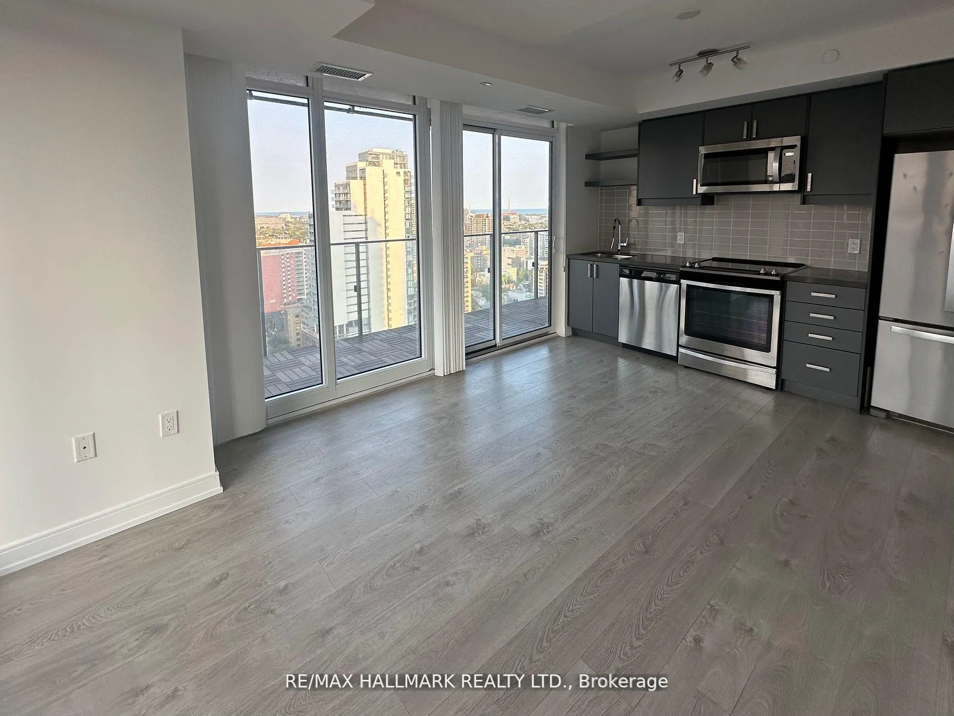Photo 5 of Unit 2904, 50 Wellesley Street E, Toronto, Church-Yonge Corridor — HOMEH