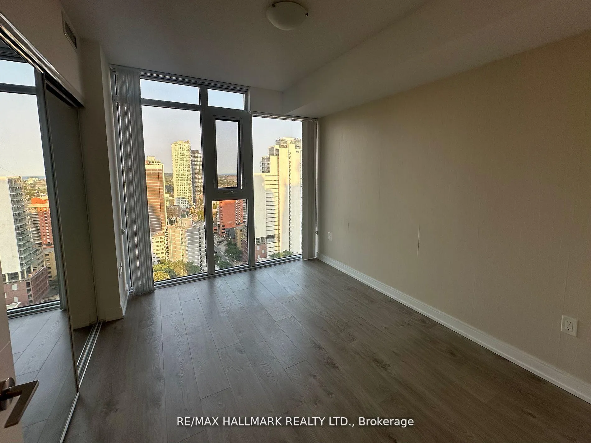 Photo 8 of Unit 2904, 50 Wellesley Street E, Toronto, Church-Yonge Corridor — HOMEH