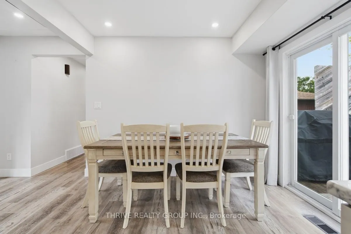 Photo 12 of 329 Strathroyal Avenue, Strathroy-Caradoc, NW — HOMEH