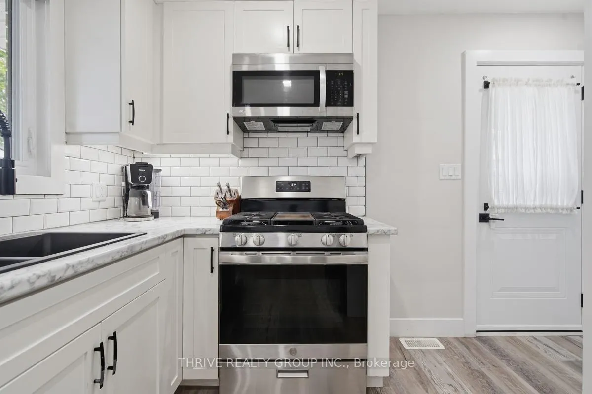 Photo 15 of 329 Strathroyal Avenue, Strathroy-Caradoc, NW — HOMEH