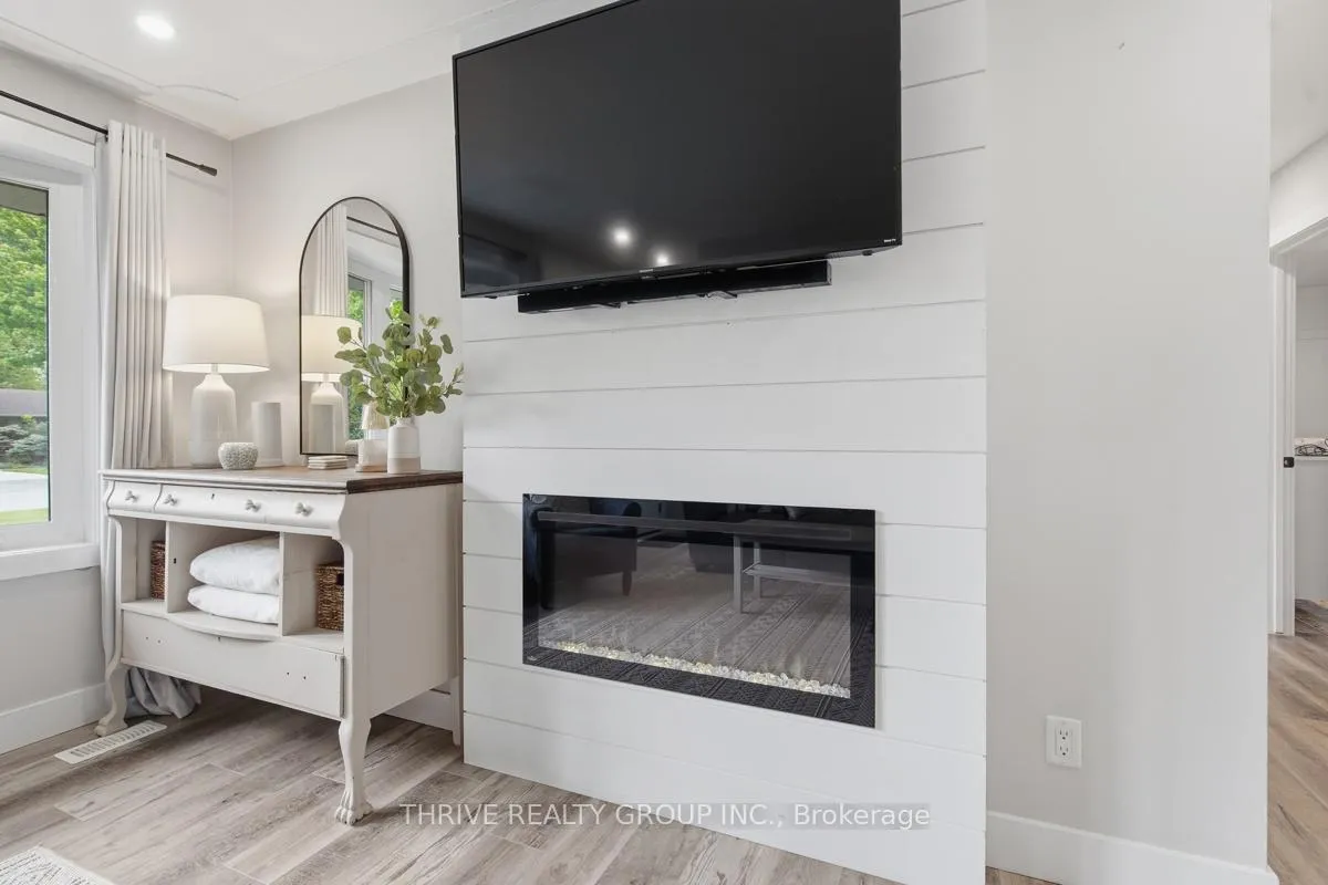 Photo 16 of 329 Strathroyal Avenue, Strathroy-Caradoc, NW — HOMEH