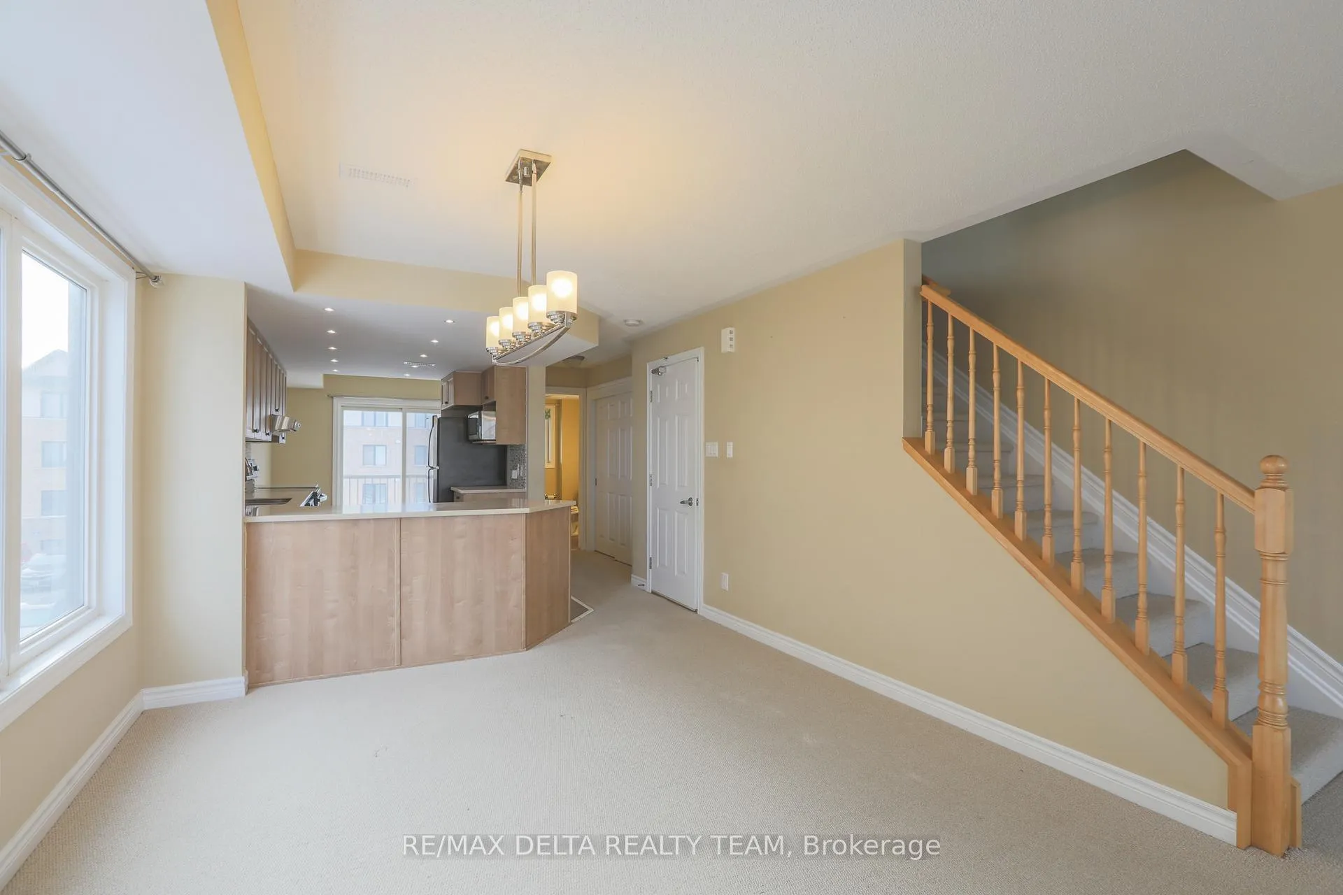 Photo 4 of Unit 8, 2230 Tenth Line Road, Ottawa, Avalon West — HOMEH