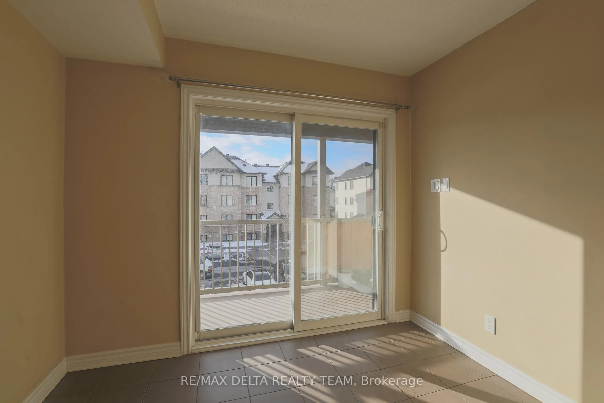 Photo 8 of Unit 8, 2230 Tenth Line Road, Ottawa, Avalon West — HOMEH