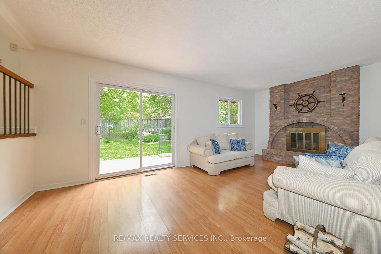 Photo 14 of 65 Massey Street, Brampton, Central Park — HOMEH