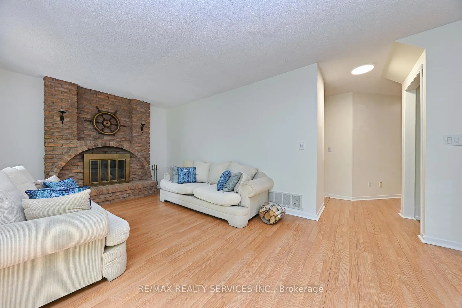 Photo 16 of 65 Massey Street, Brampton, Central Park — HOMEH