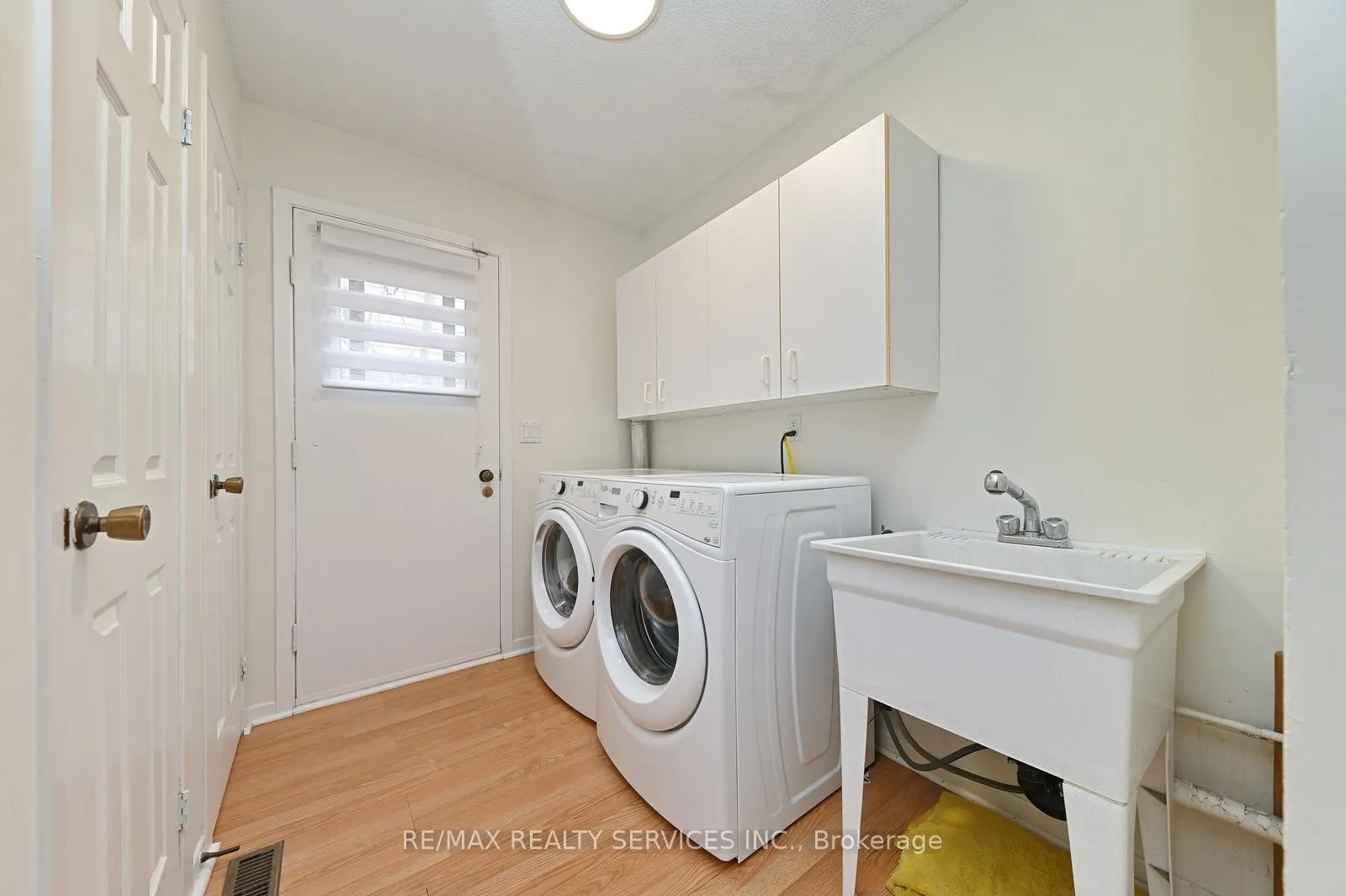 Photo 17 of 65 Massey Street, Brampton, Central Park — HOMEH