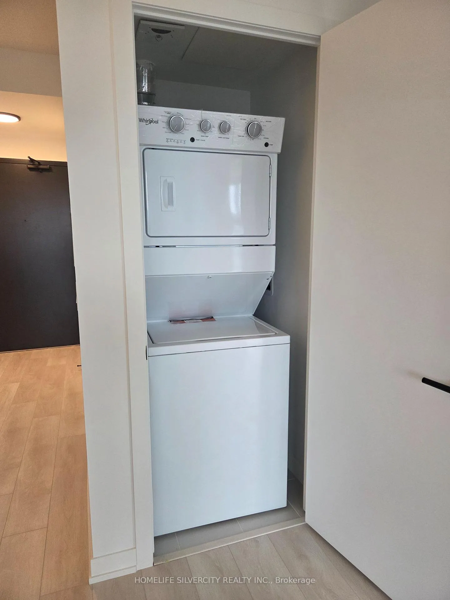 Photo 10 of Unit C601, 4878 Powers Common, Burlington, Alton — HOMEH