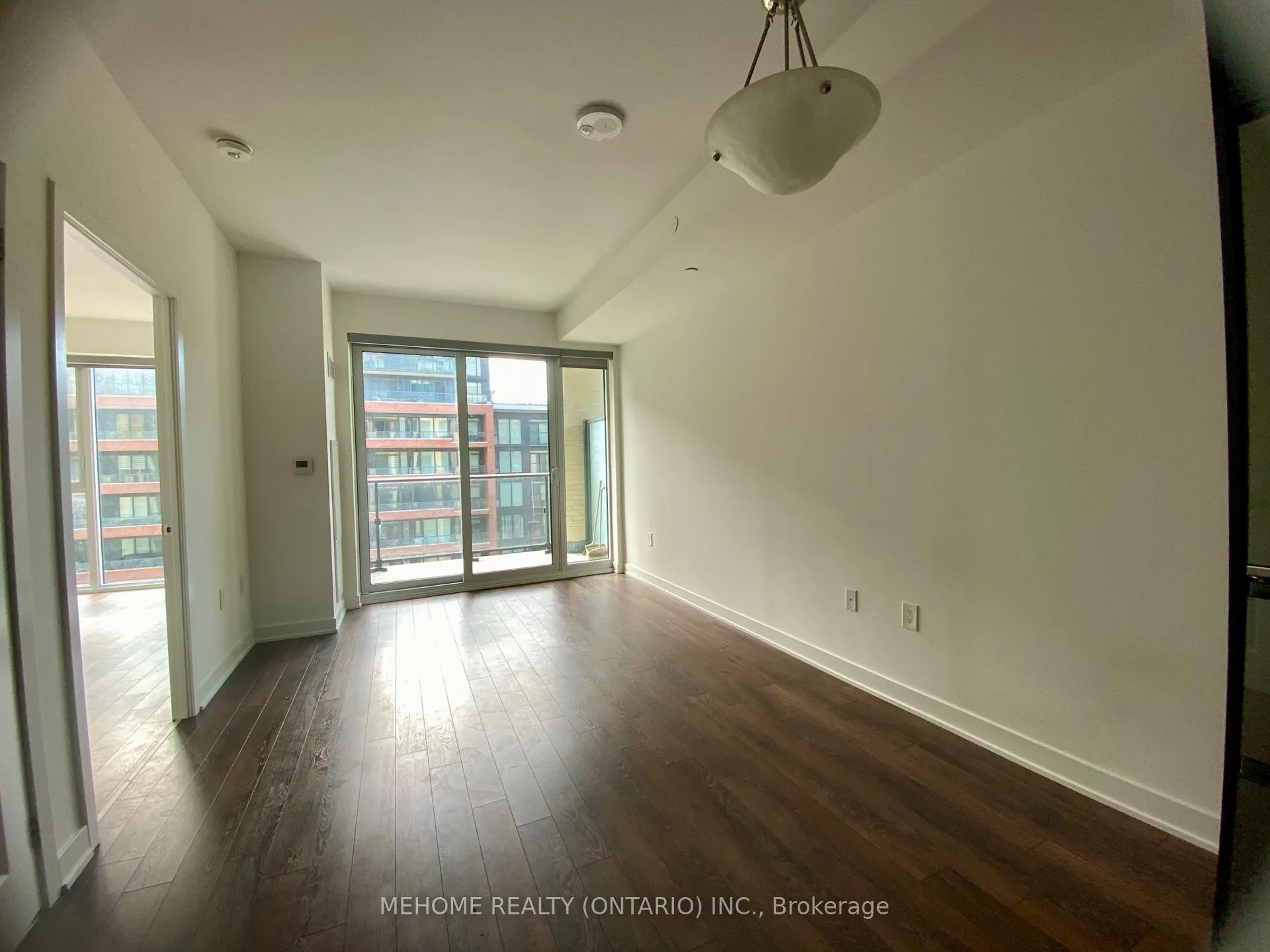 Photo 4 of Unit 710, 100 Eagle Rock Way, Vaughan, Rural Vaughan — HOMEH