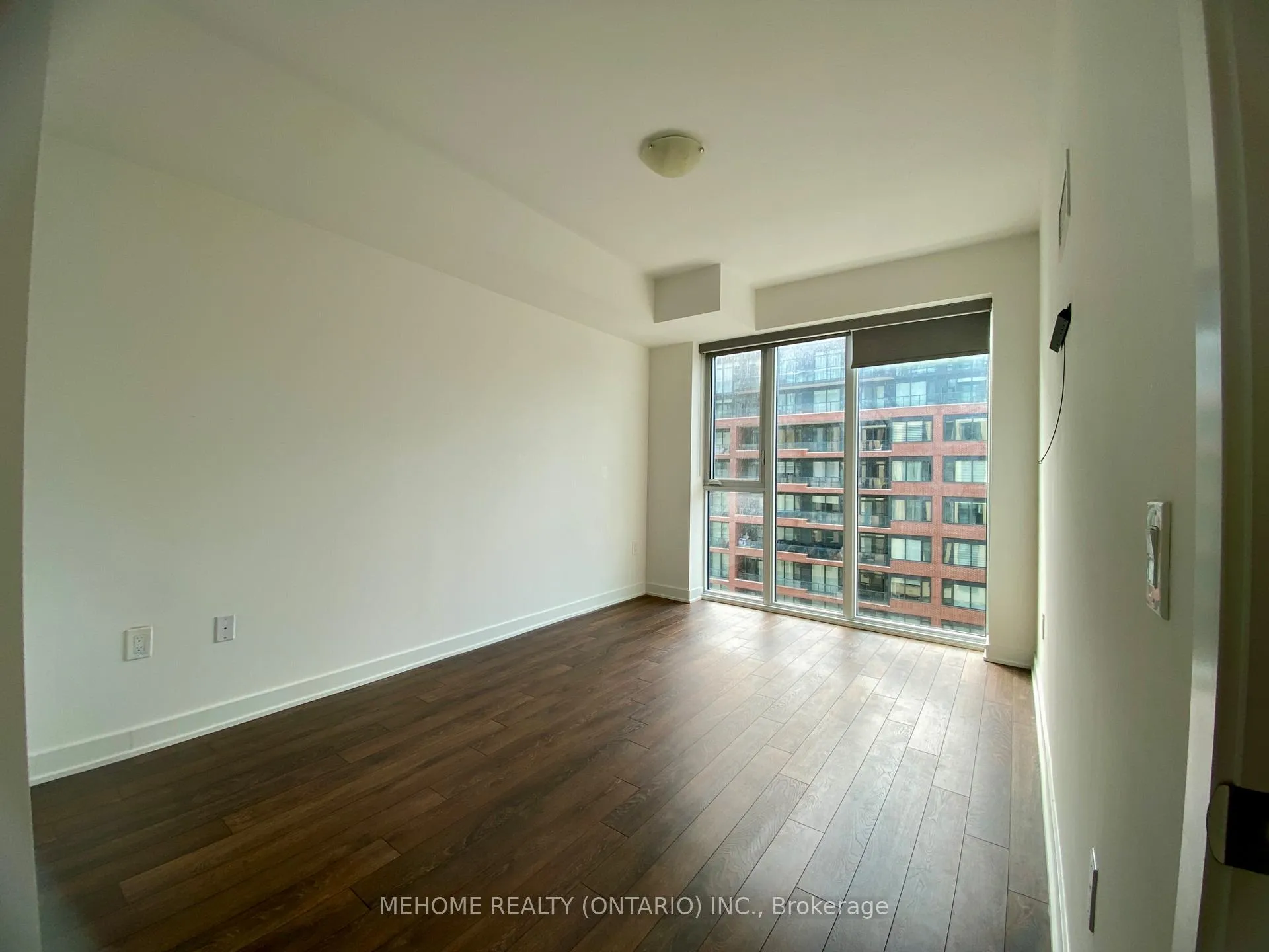 Photo 6 of Unit 710, 100 Eagle Rock Way, Vaughan, Rural Vaughan — HOMEH