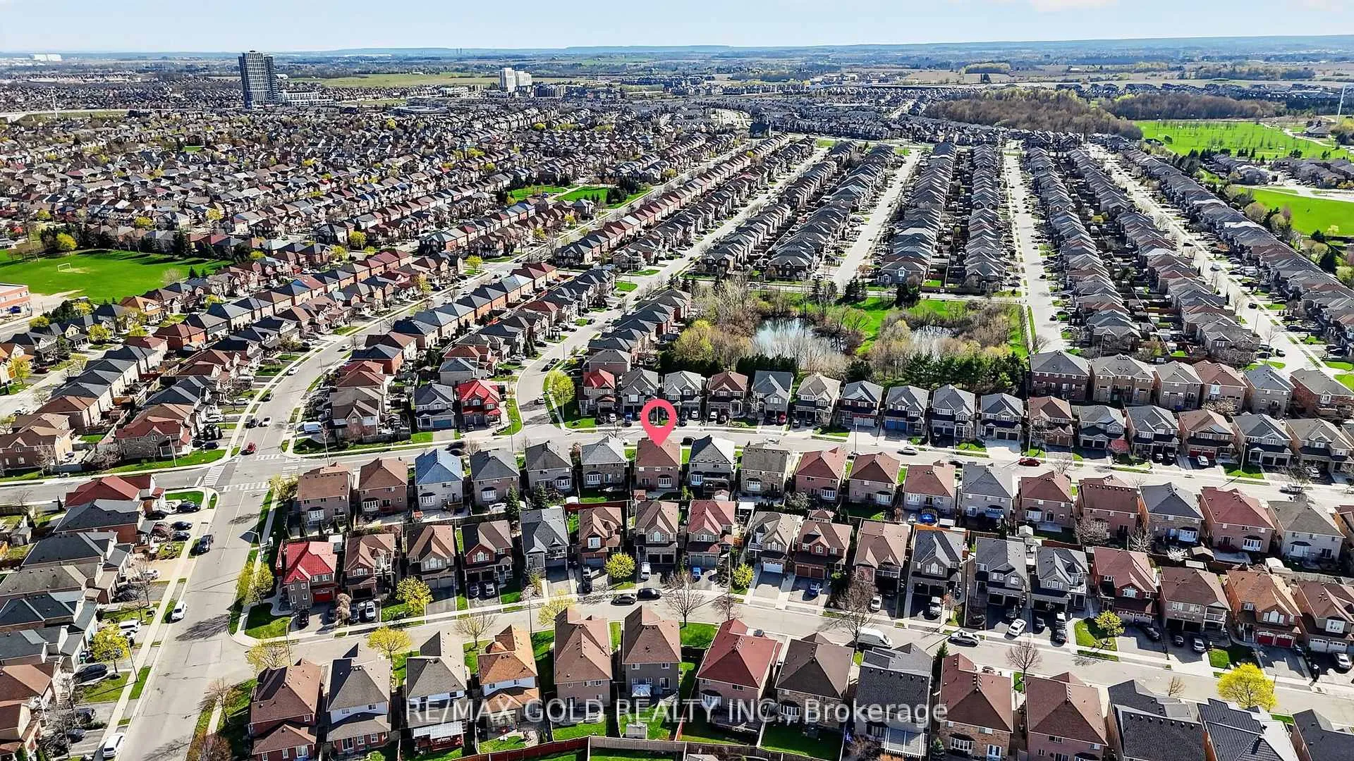 Photo 2 of 151 Brisdale Drive, Brampton, Fletcher's Meadow — HOMEH