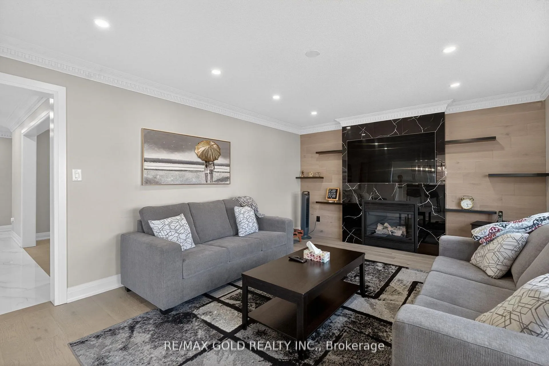 Photo 11 of 151 Brisdale Drive, Brampton, Fletcher's Meadow — HOMEH