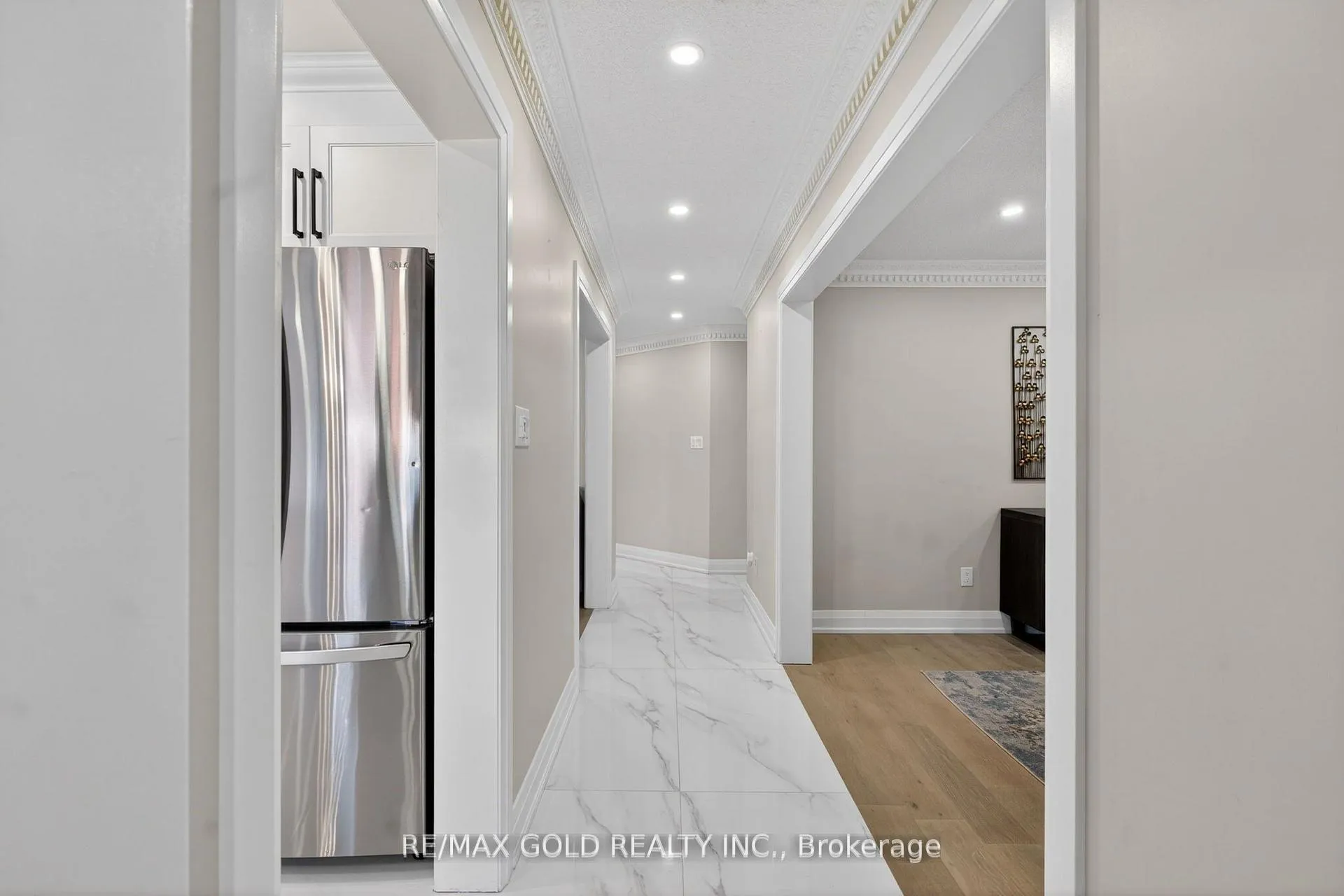 Photo 13 of 151 Brisdale Drive, Brampton, Fletcher's Meadow — HOMEH