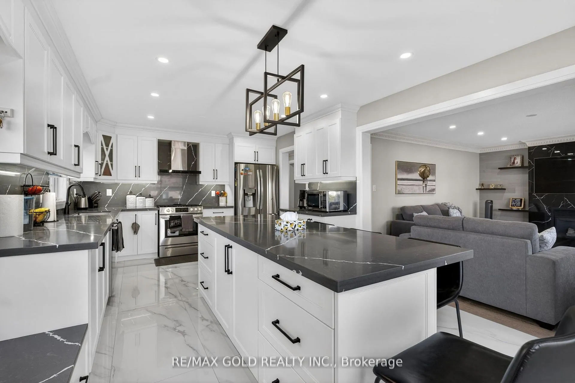 Photo 17 of 151 Brisdale Drive, Brampton, Fletcher's Meadow — HOMEH