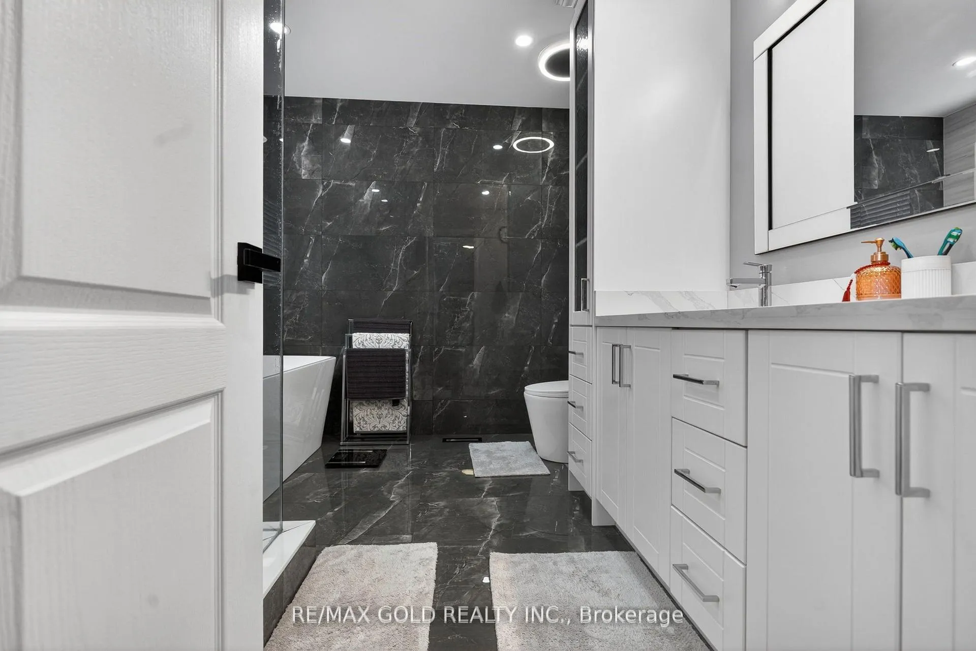 Photo 25 of 151 Brisdale Drive, Brampton, Fletcher's Meadow — HOMEH