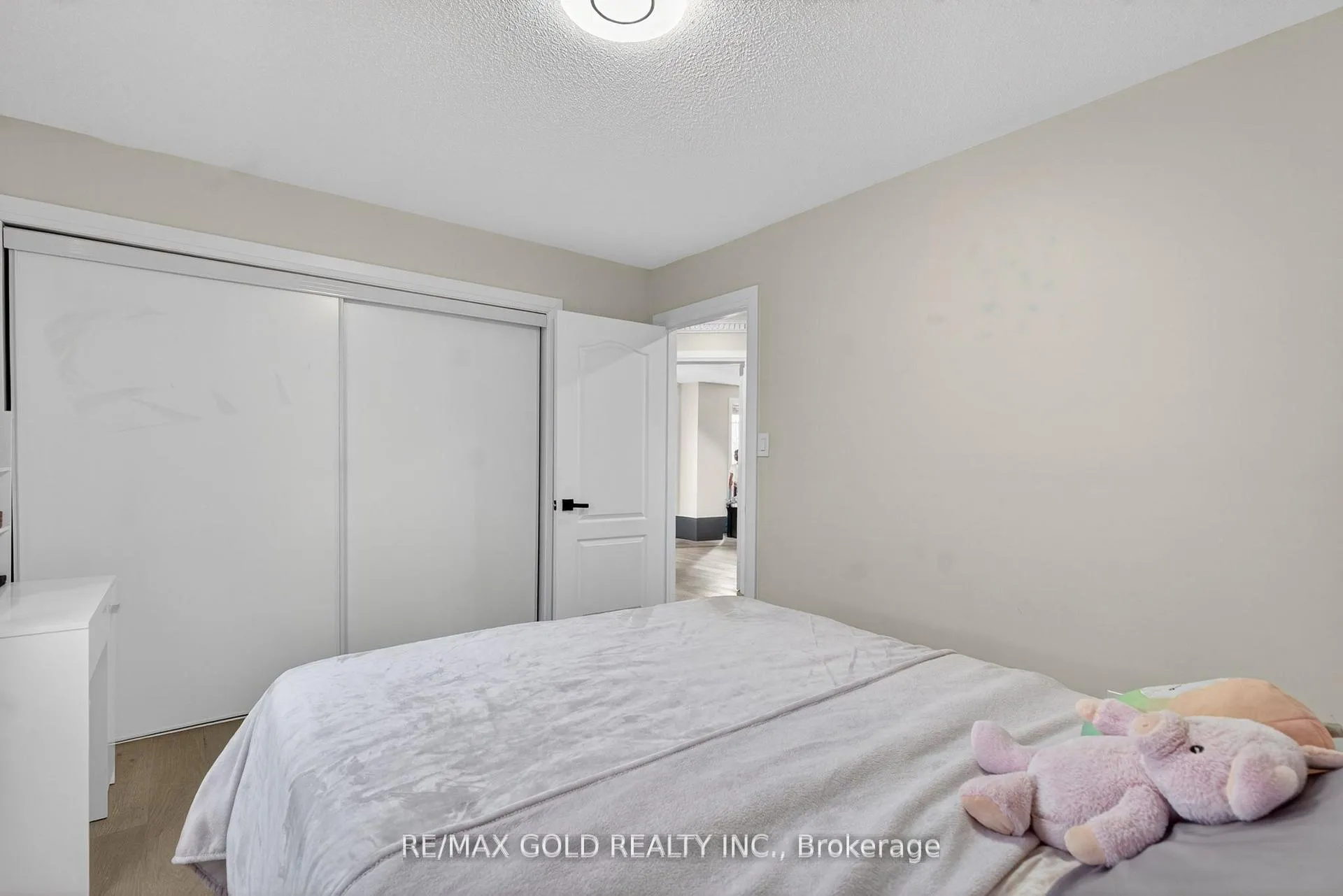 Photo 27 of 151 Brisdale Drive, Brampton, Fletcher's Meadow — HOMEH