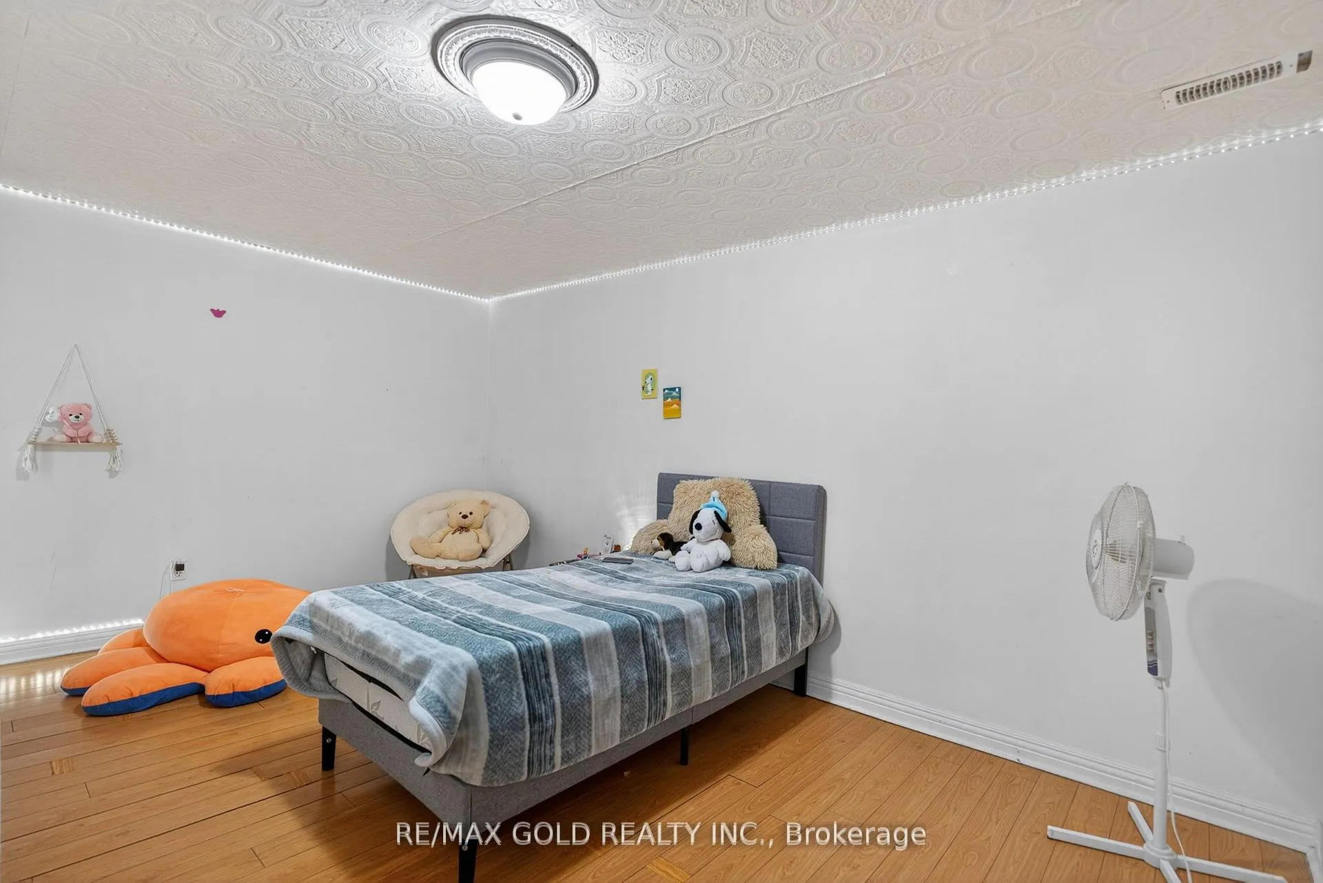 Photo 40 of 151 Brisdale Drive, Brampton, Fletcher's Meadow — HOMEH