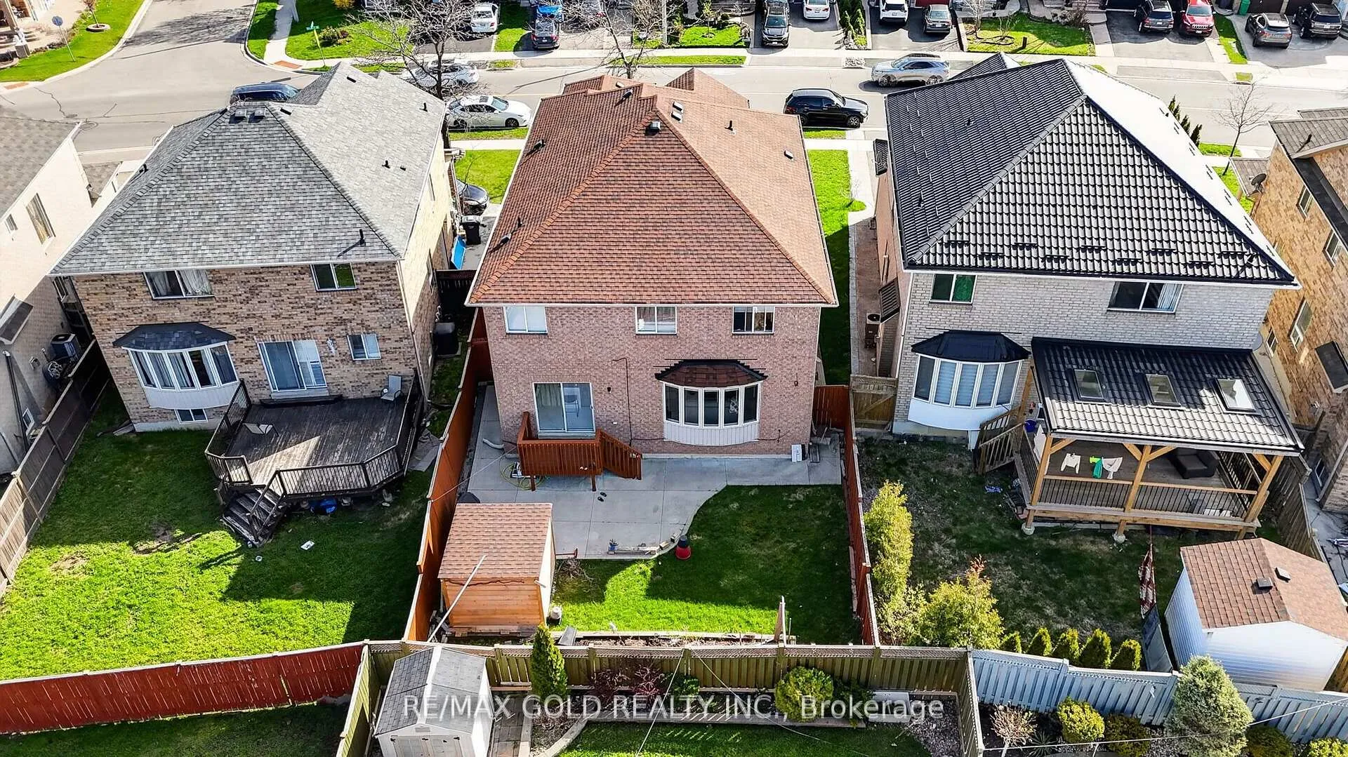 Photo 46 of 151 Brisdale Drive, Brampton, Fletcher's Meadow — HOMEH
