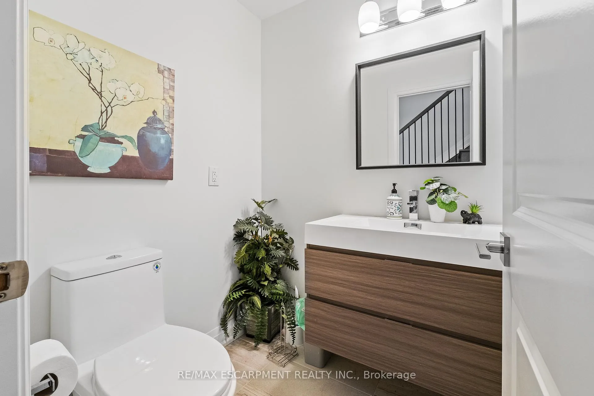 Photo 9 of 3384 Carter Common, Burlington, Headon — HOMEH