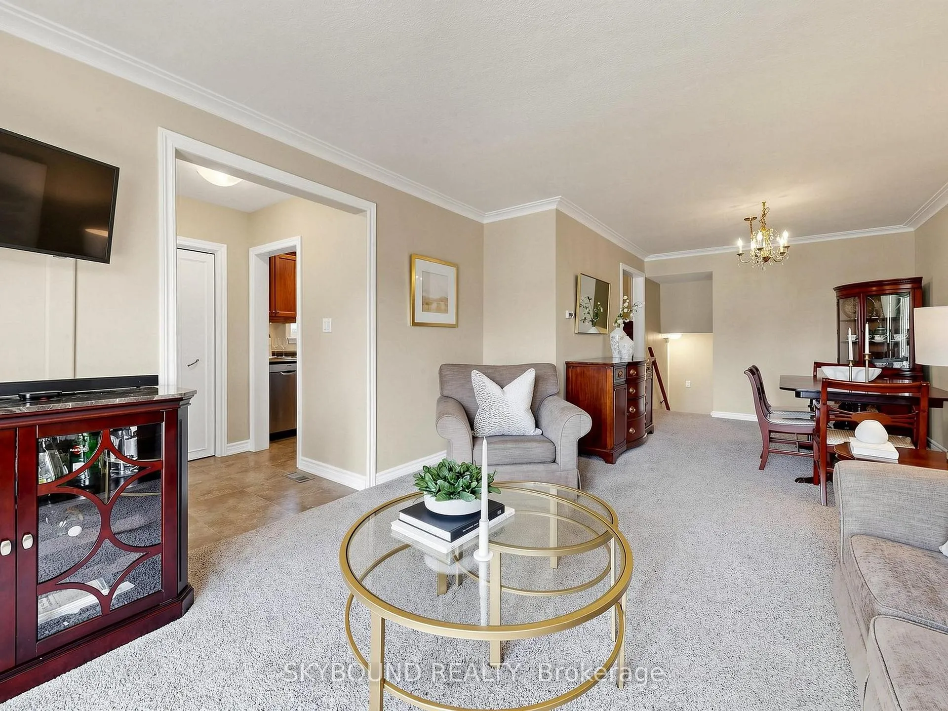 Photo 9 of 22 Friar Tuck Road, Markham, Bullock — HOMEH