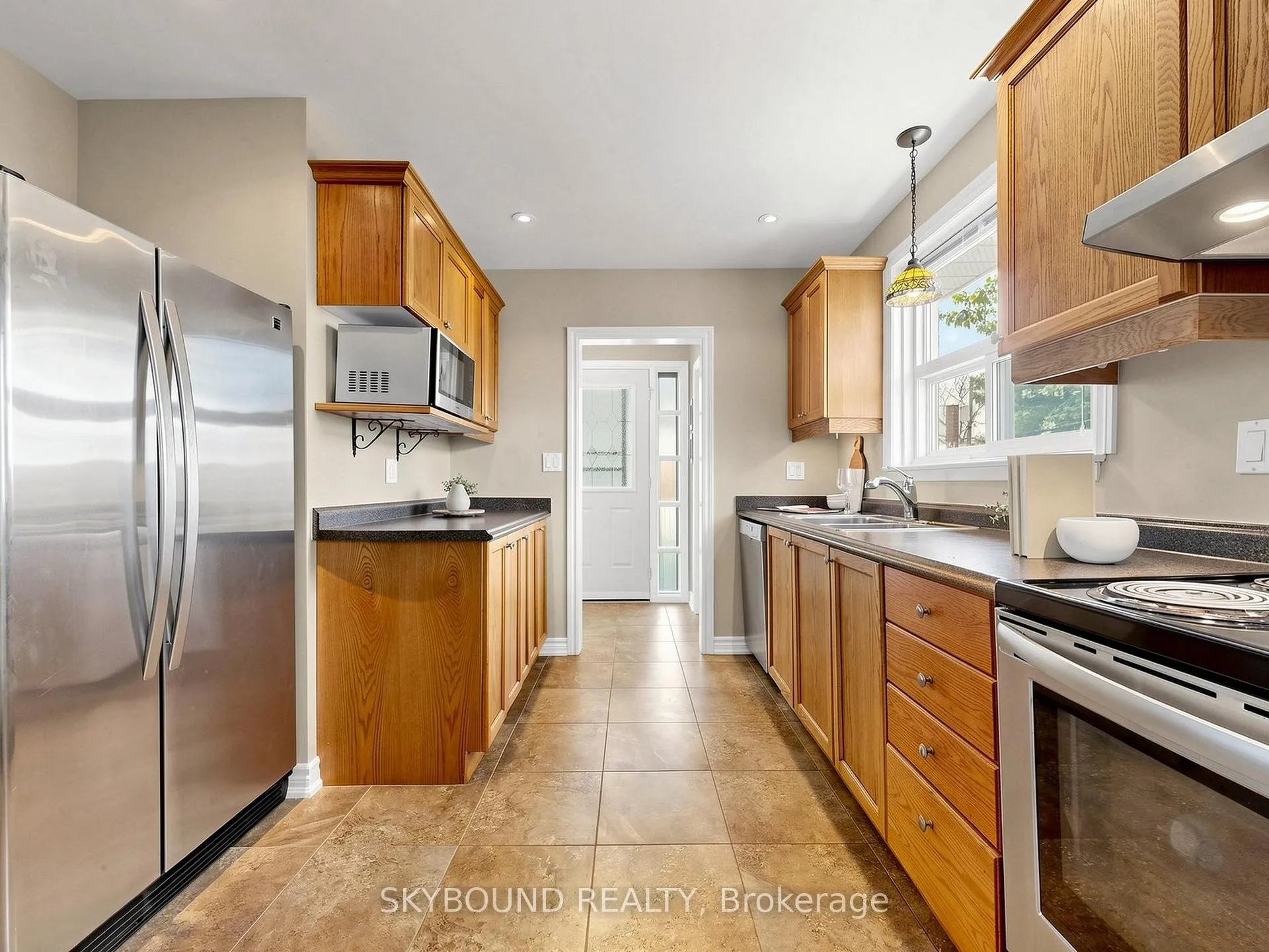 Photo 14 of 22 Friar Tuck Road, Markham, Bullock — HOMEH