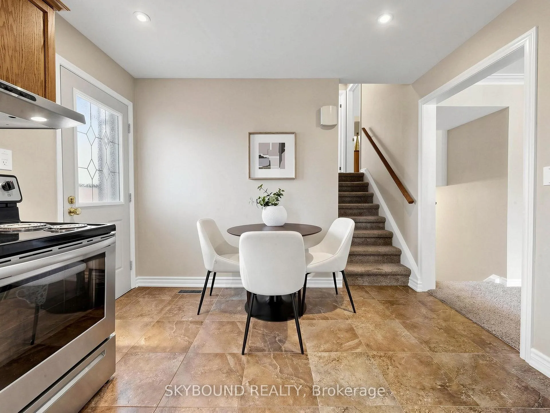 Photo 18 of 22 Friar Tuck Road, Markham, Bullock — HOMEH