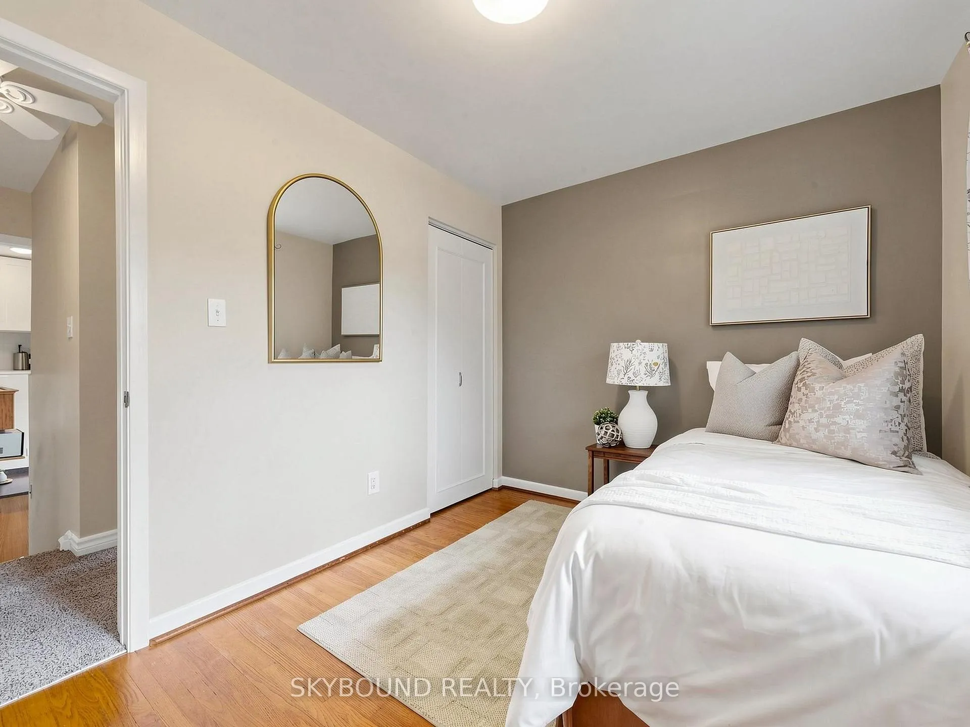 Photo 21 of 22 Friar Tuck Road, Markham, Bullock — HOMEH