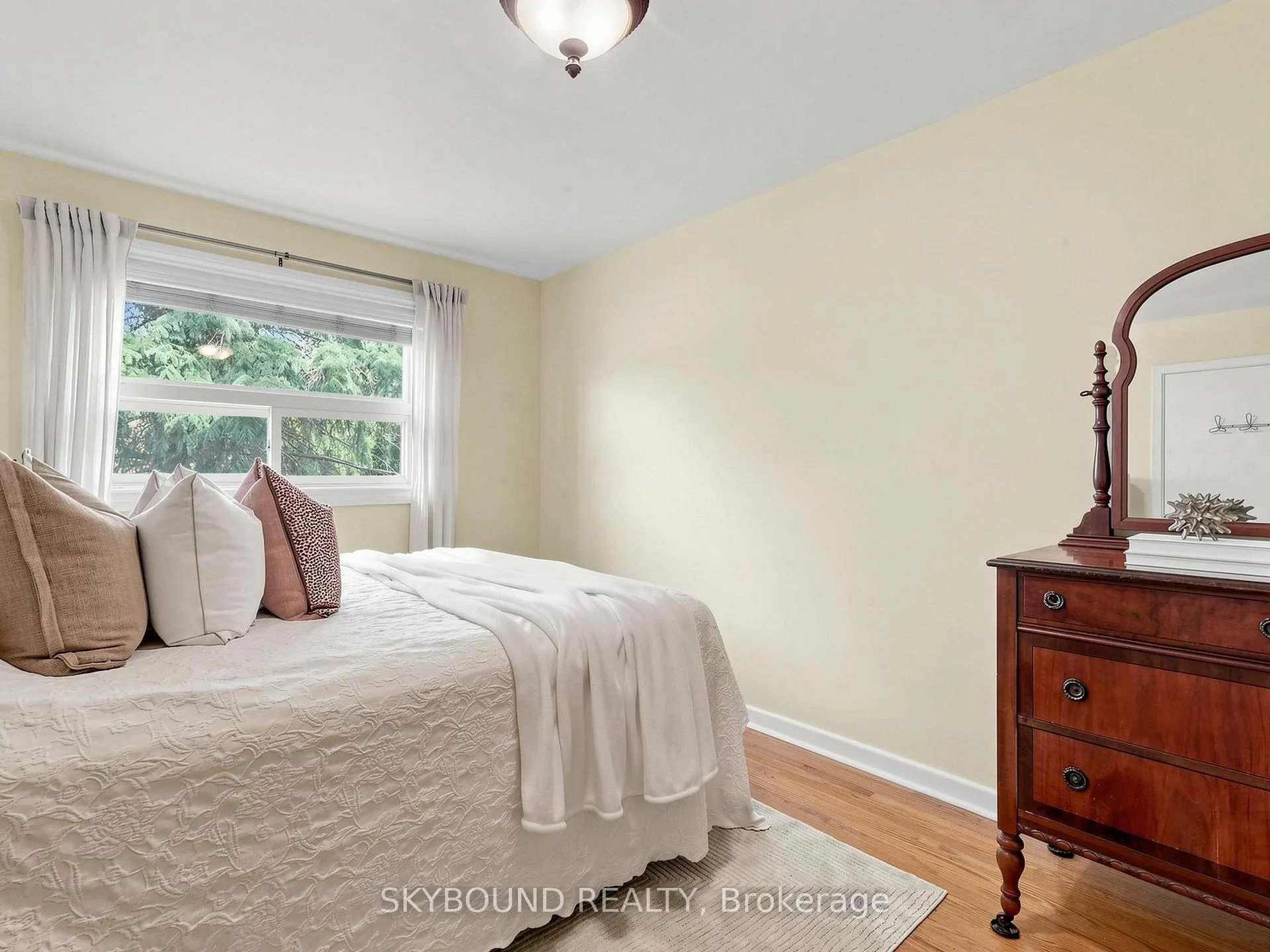 Photo 24 of 22 Friar Tuck Road, Markham, Bullock — HOMEH