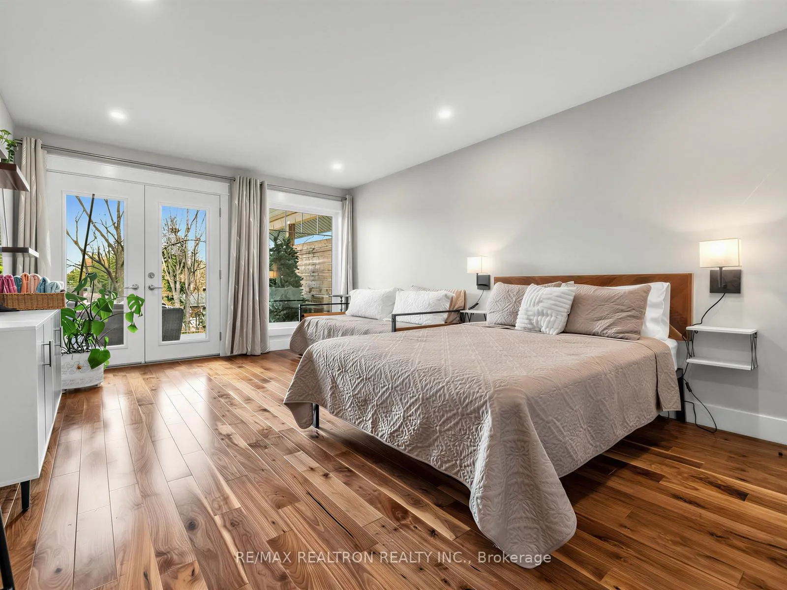 Photo 19 of 115 Clapperton Street, Barrie, Wellington — HOMEH