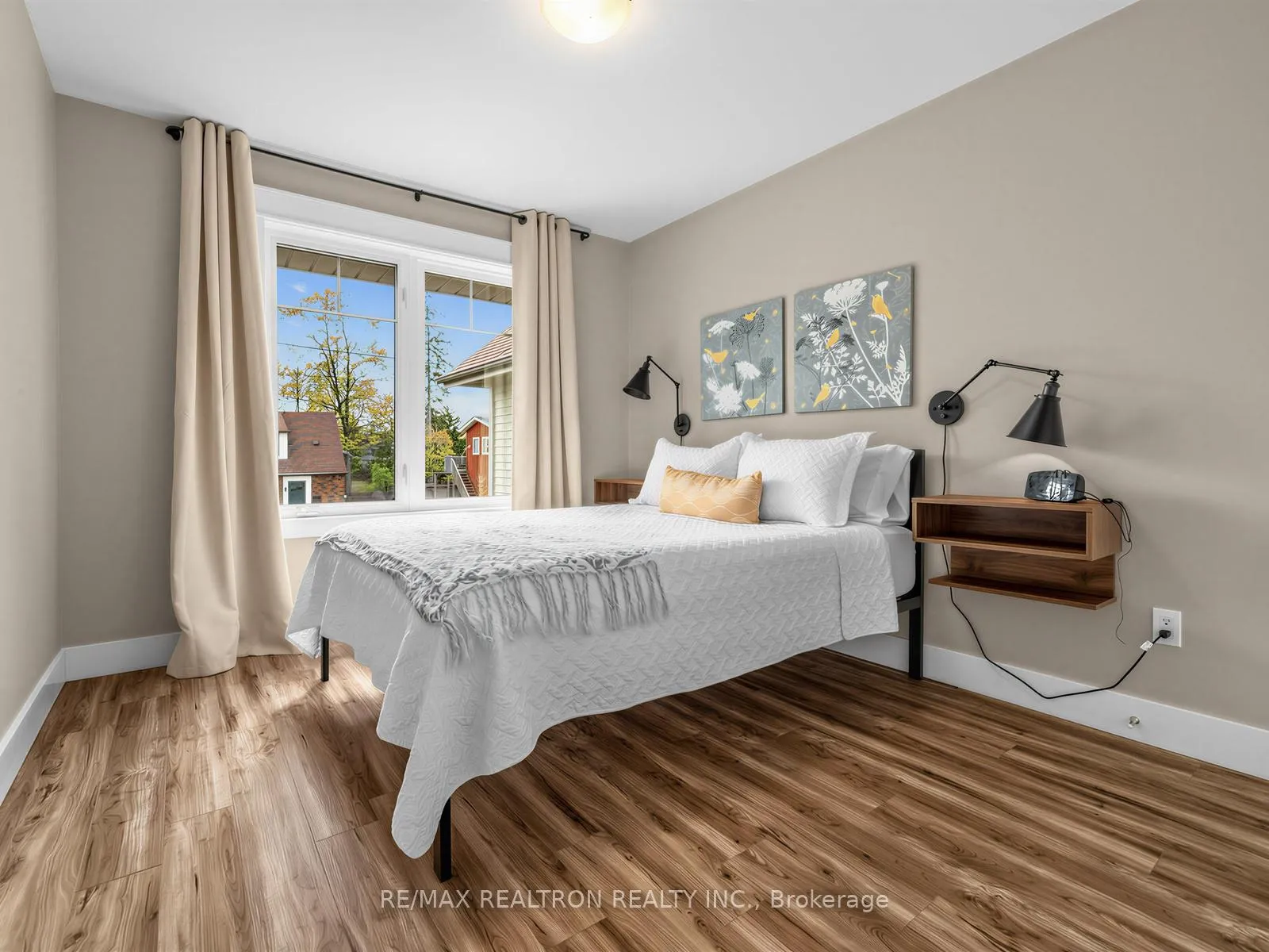 Photo 26 of 115 Clapperton Street, Barrie, Wellington — HOMEH