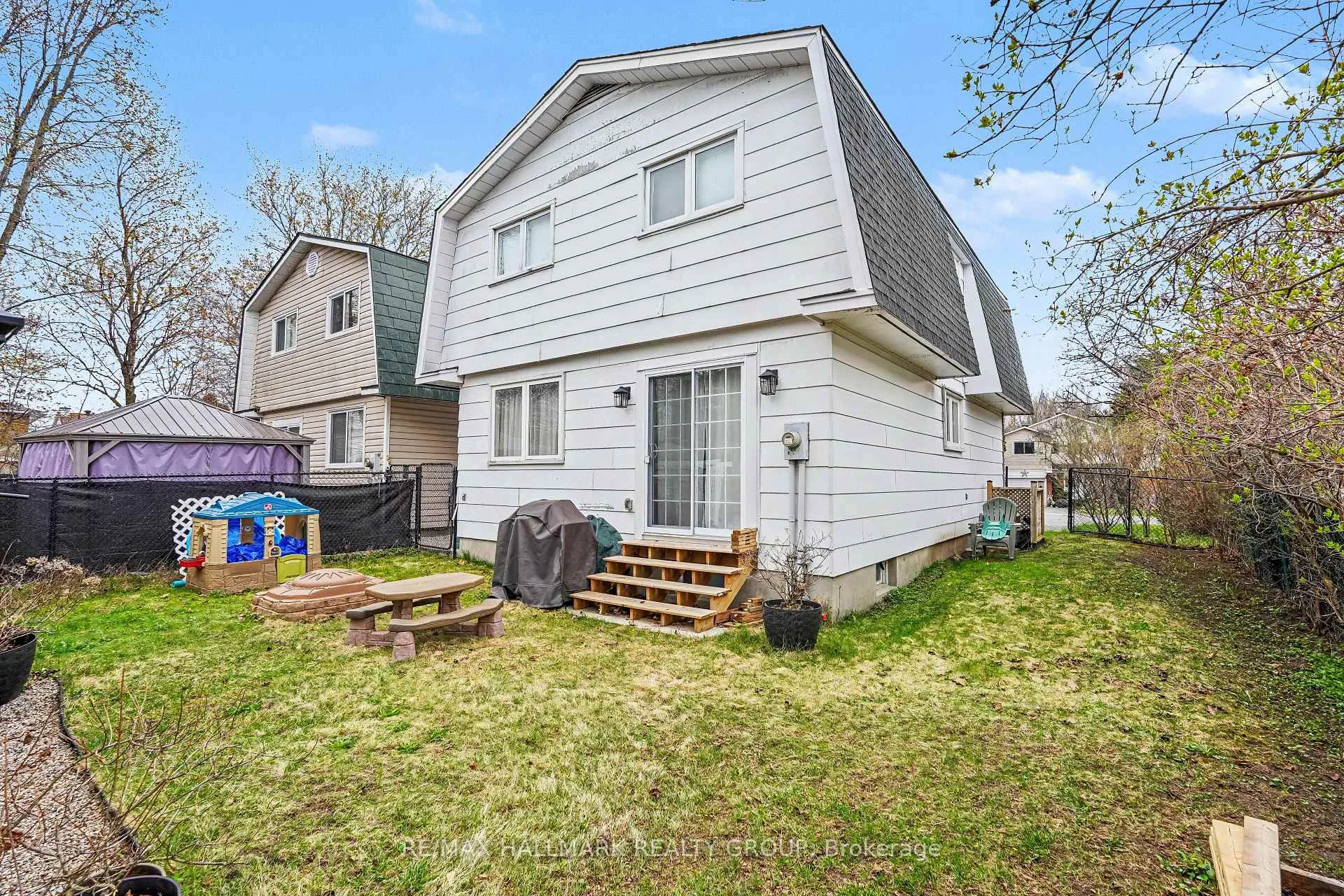 Photo 32 of 62 Priam Way, Ottawa, Westcliffe Estates — HOMEH