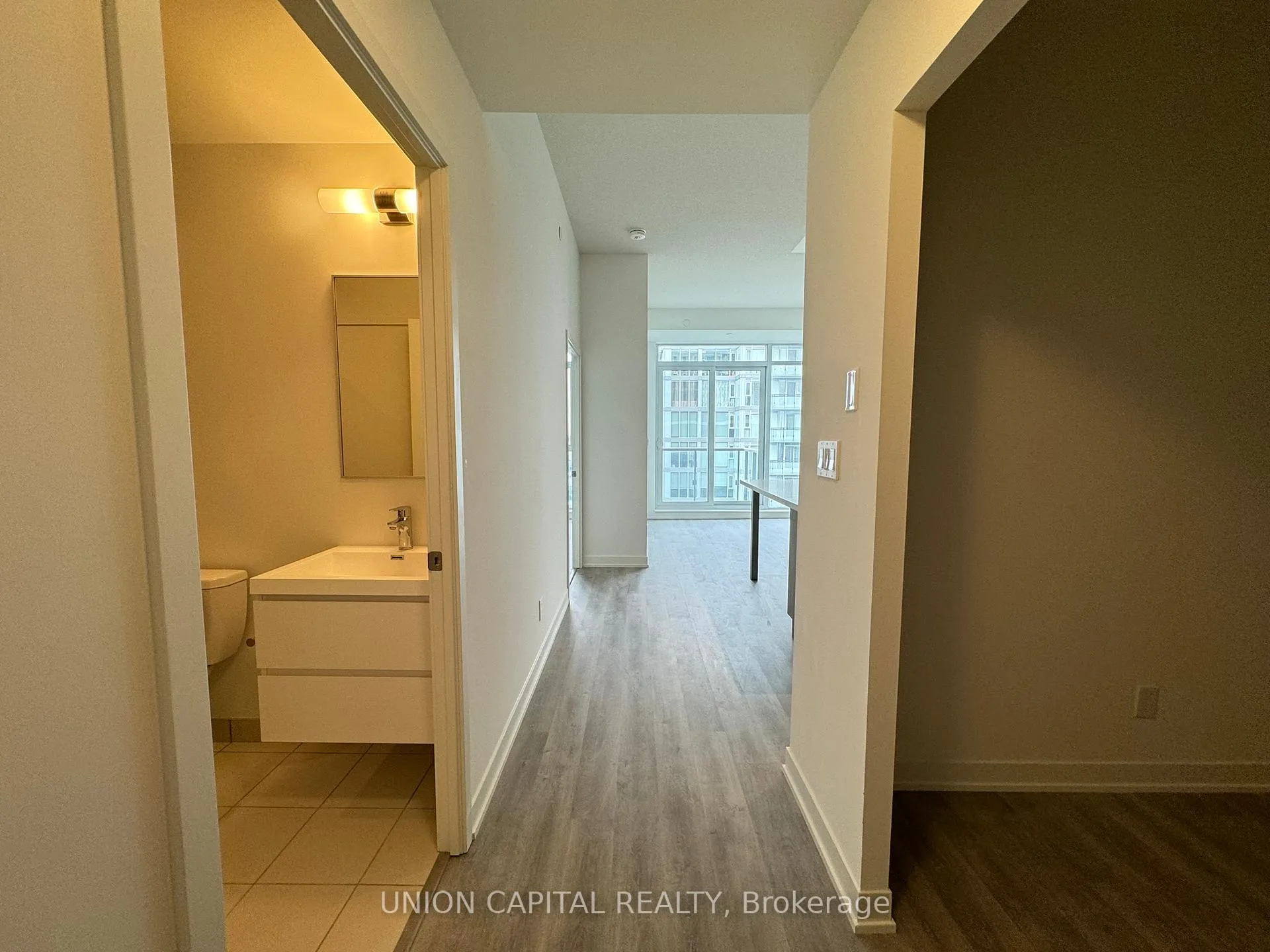 Photo 2 of Unit 1416, 8119 Birchmount Road, Markham, Unionville — HOMEH