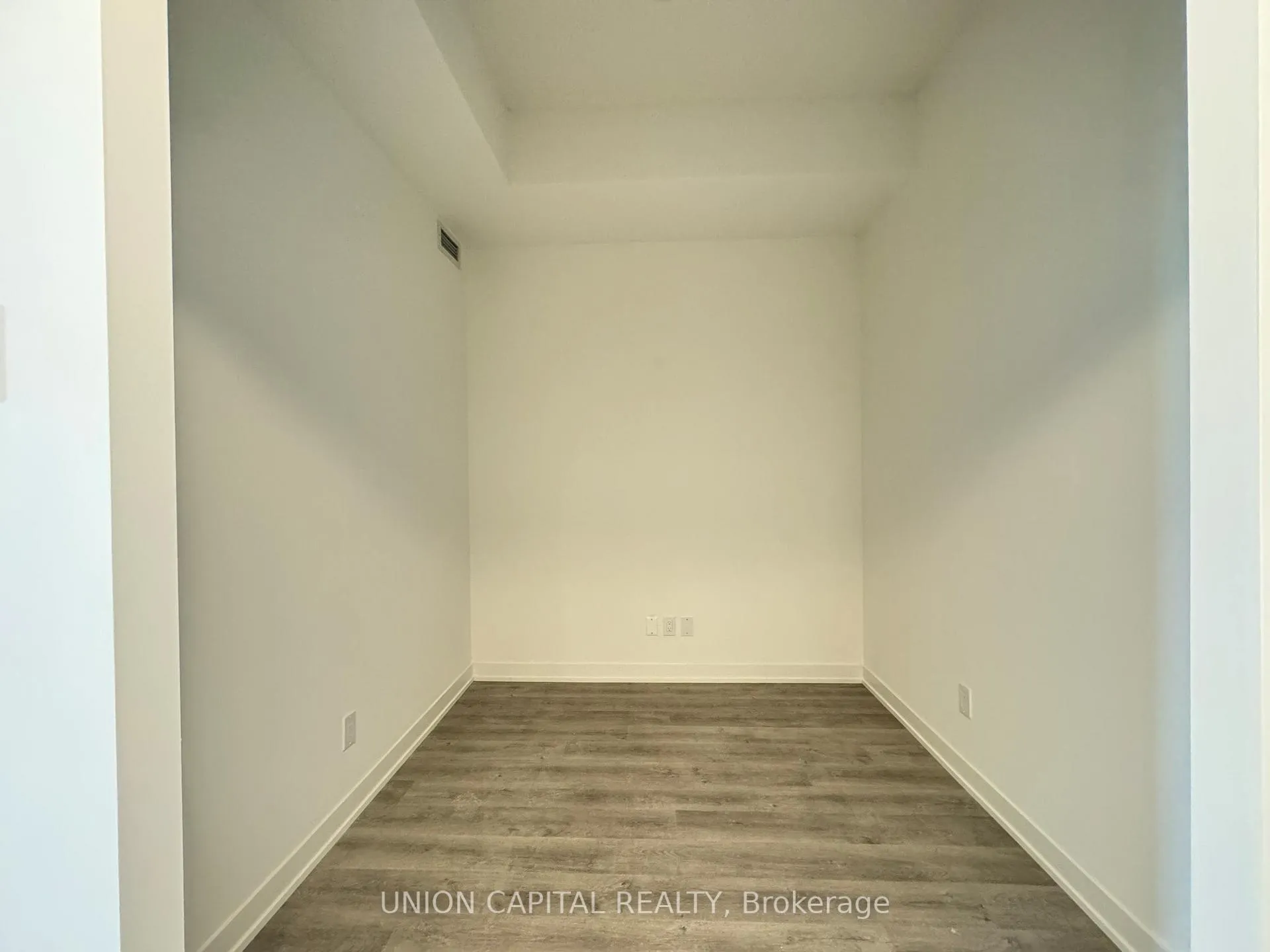 Photo 5 of Unit 1416, 8119 Birchmount Road, Markham, Unionville — HOMEH