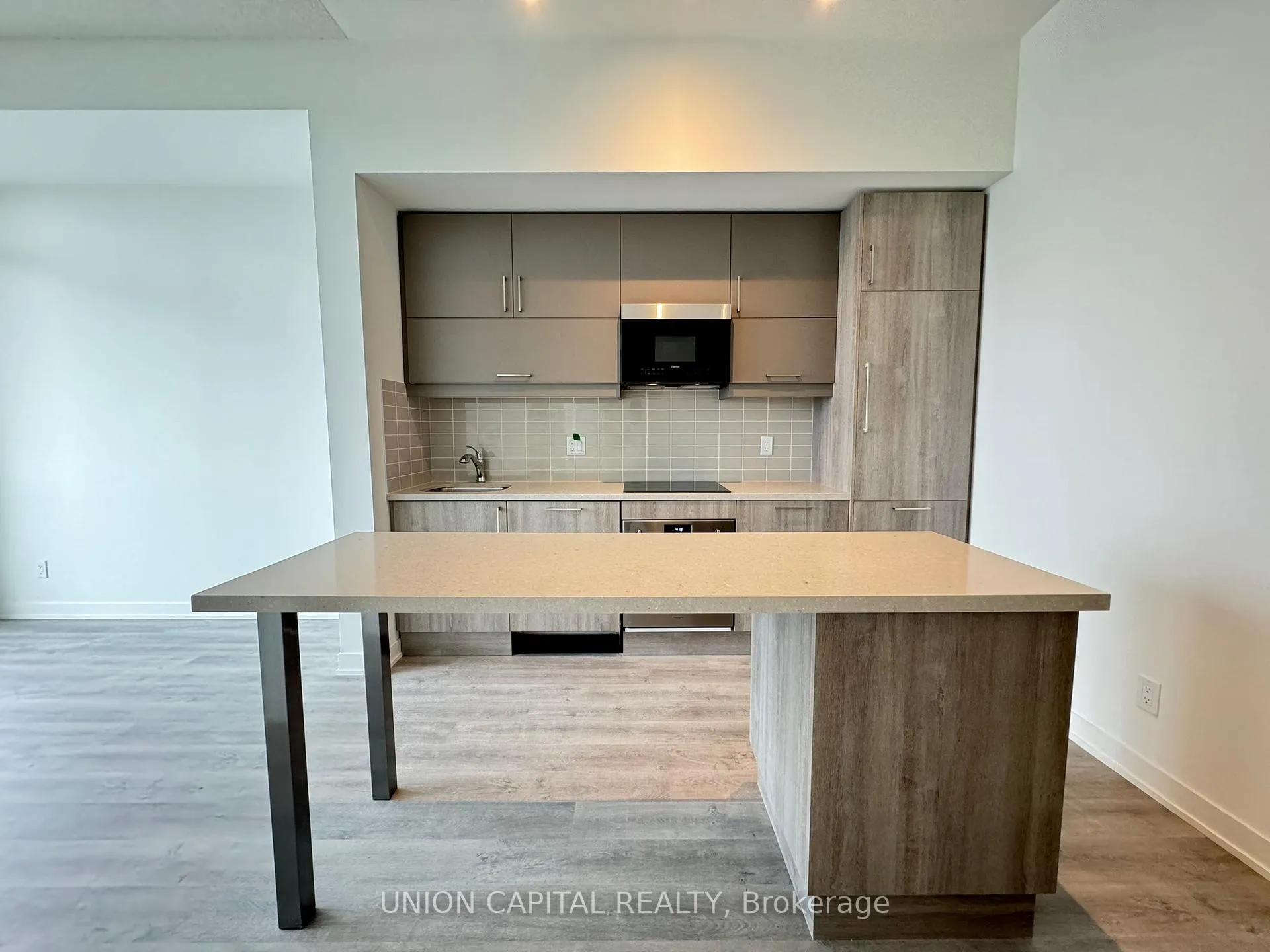 Photo 8 of Unit 1416, 8119 Birchmount Road, Markham, Unionville — HOMEH