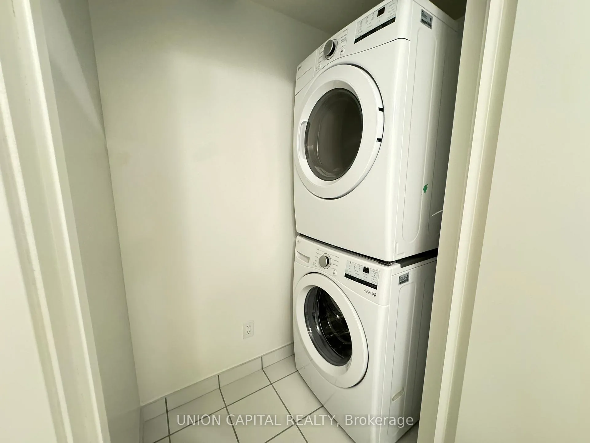 Photo 24 of Unit 1416, 8119 Birchmount Road, Markham, Unionville — HOMEH