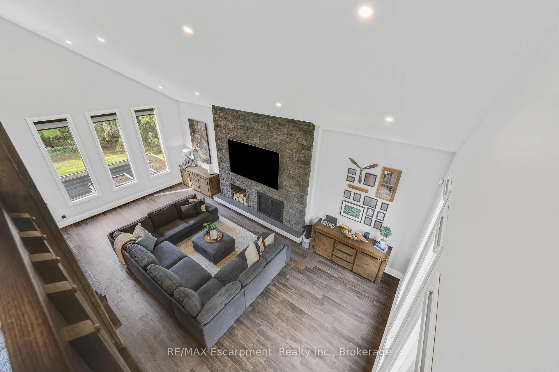 Photo 17 of 2092 Highway 6, Hamilton, Rural Flamborough — HOMEH