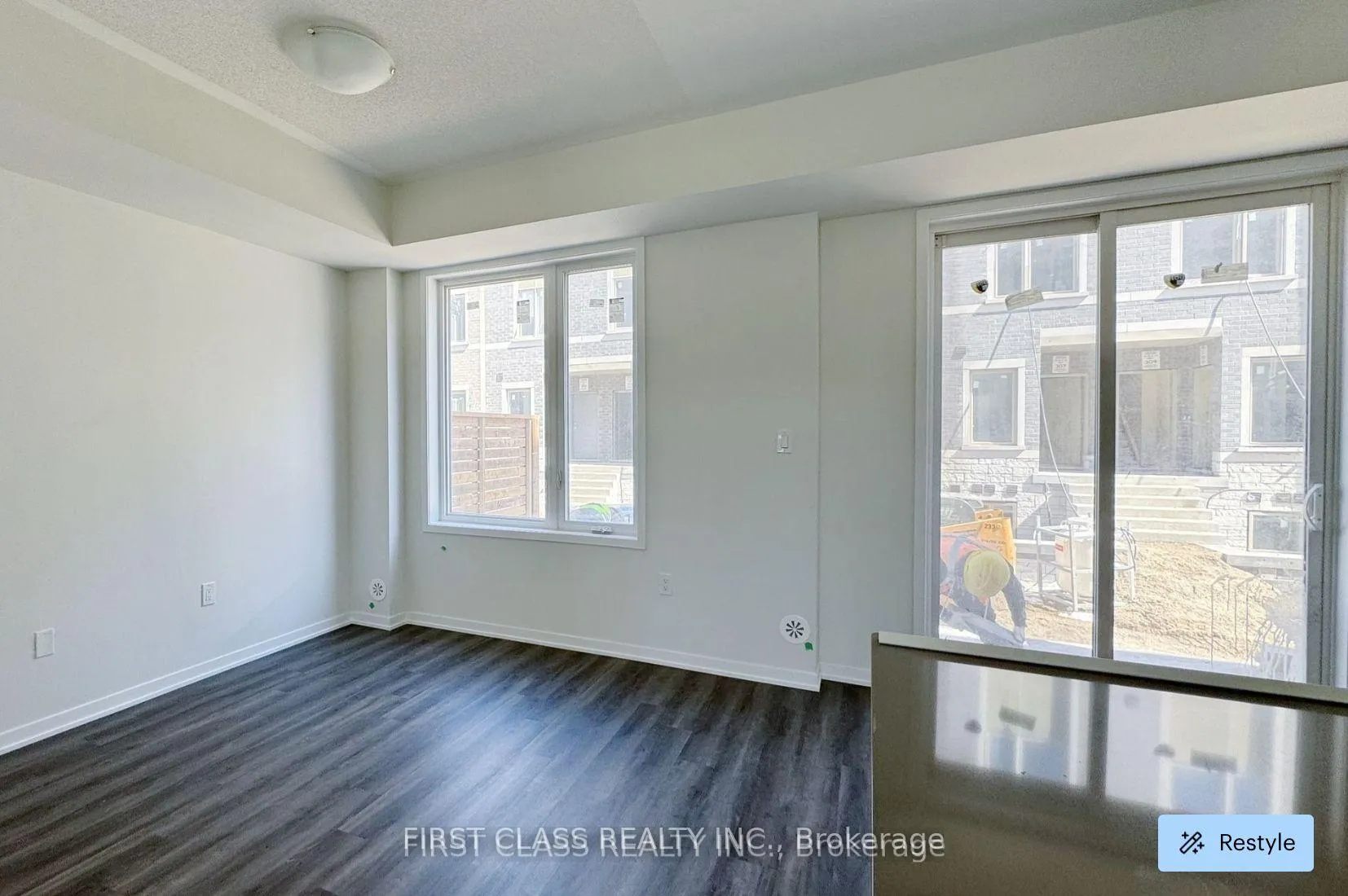 Photo 7 of 19 Mable Smith Way, Vaughan, Vaughan Corporate Centre — HOMEH